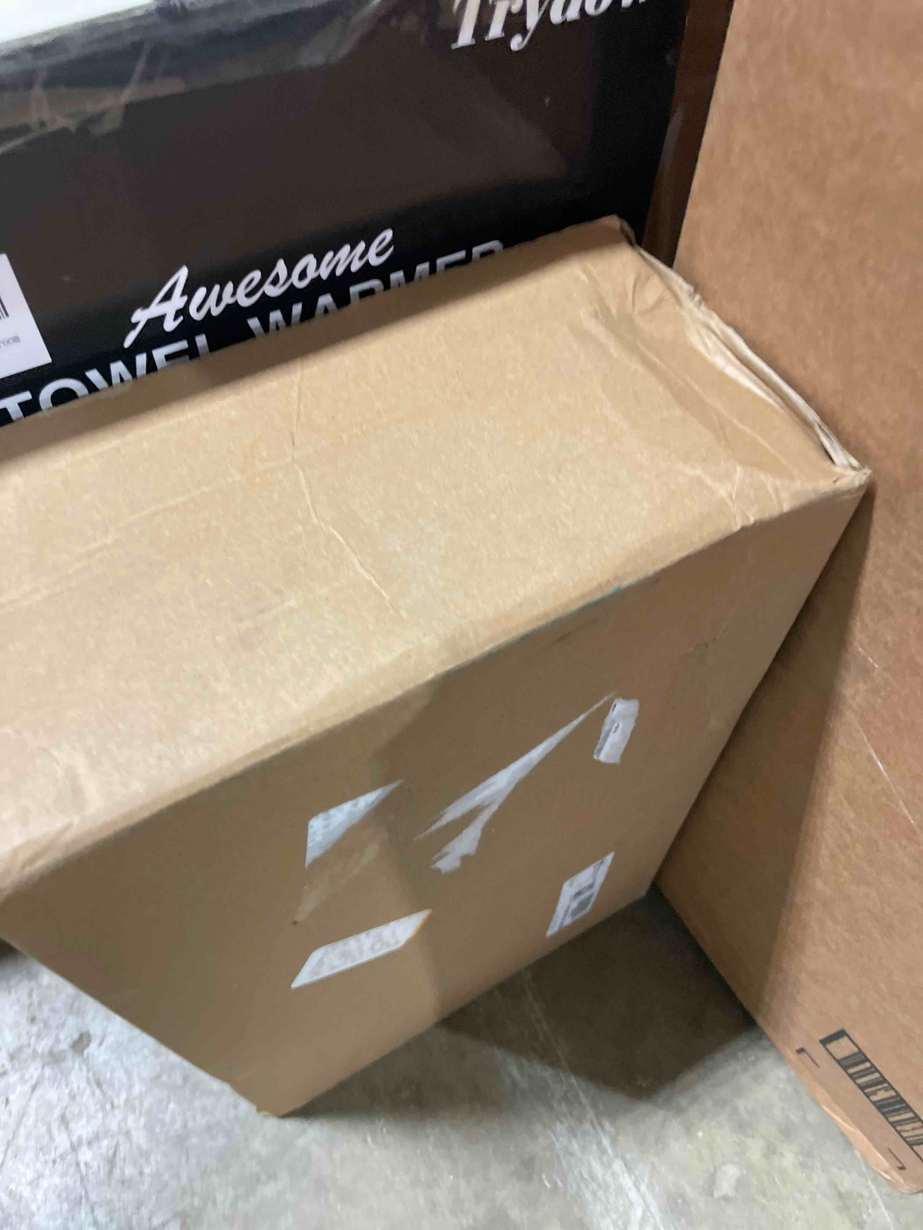 https://s3.amazonaws.com/lotting-images-prod/phillipi/GRA0385480_1745852528723.jpeg