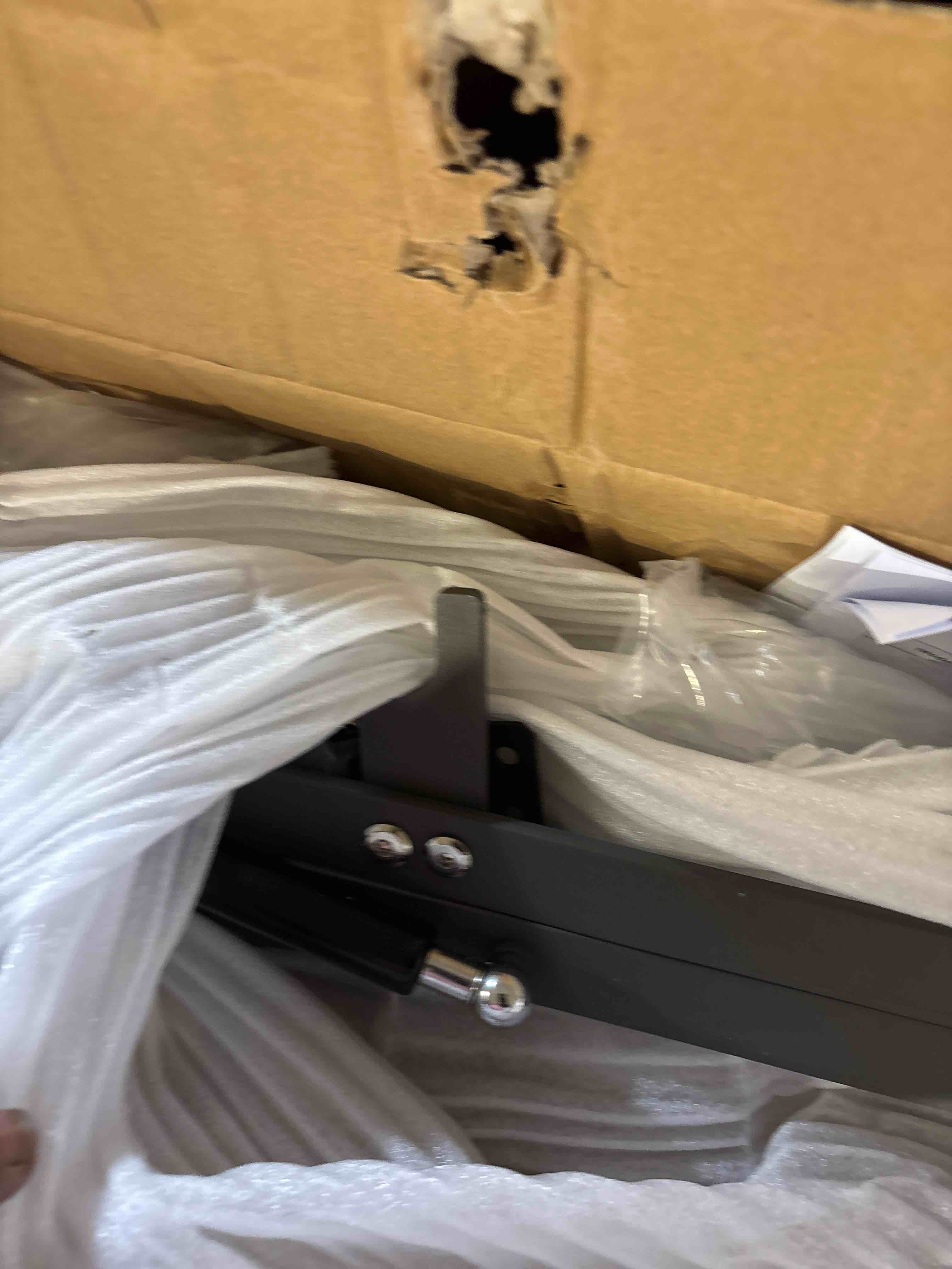 https://s3.amazonaws.com/lotting-images-prod/phillipi/GRA0385520_1745866857292.jpeg