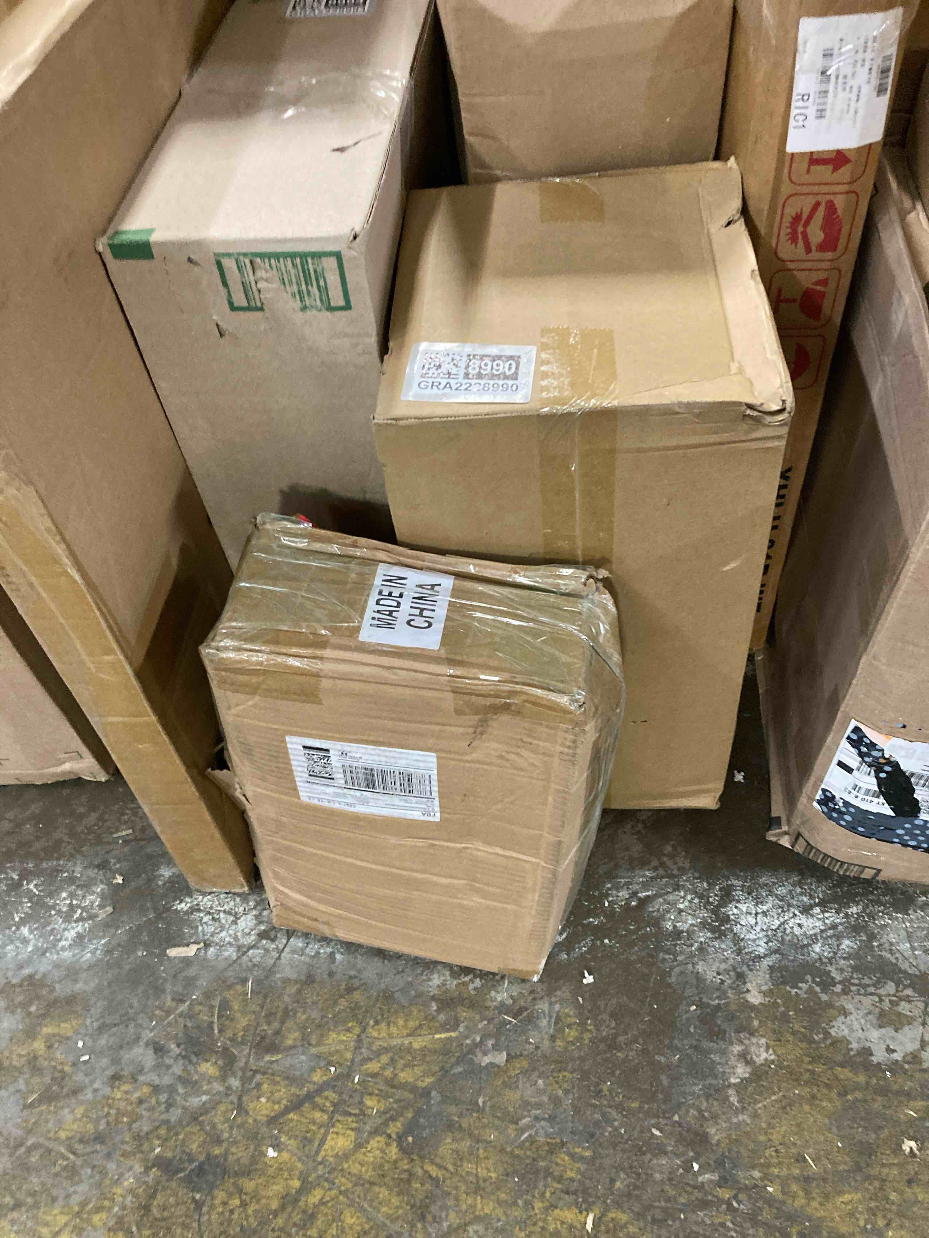 https://s3.amazonaws.com/lotting-images-prod/phillipi/GRA0385737_1745845982378.jpeg