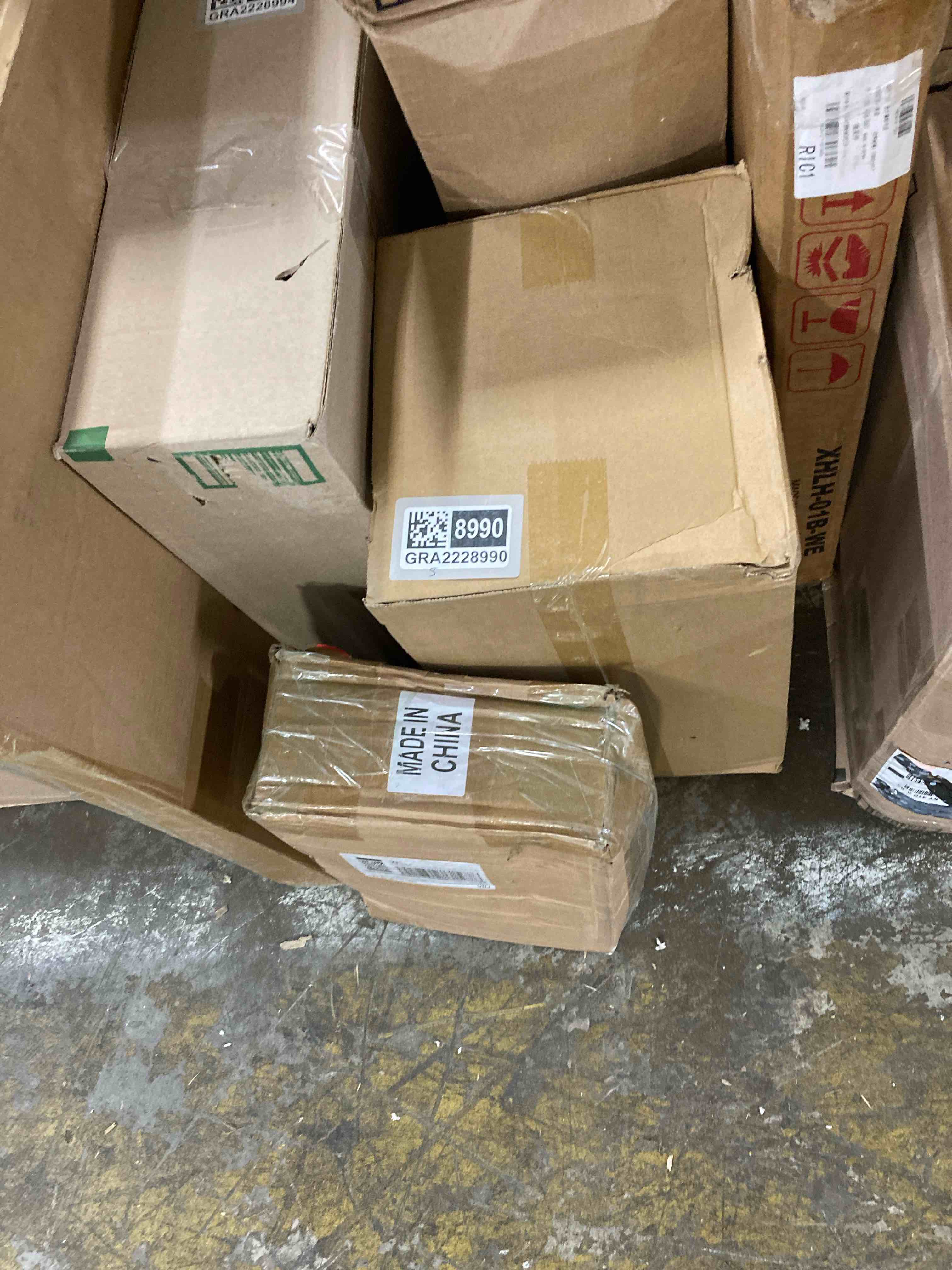 https://s3.amazonaws.com/lotting-images-prod/phillipi/GRA0385737_1745845984125.jpeg