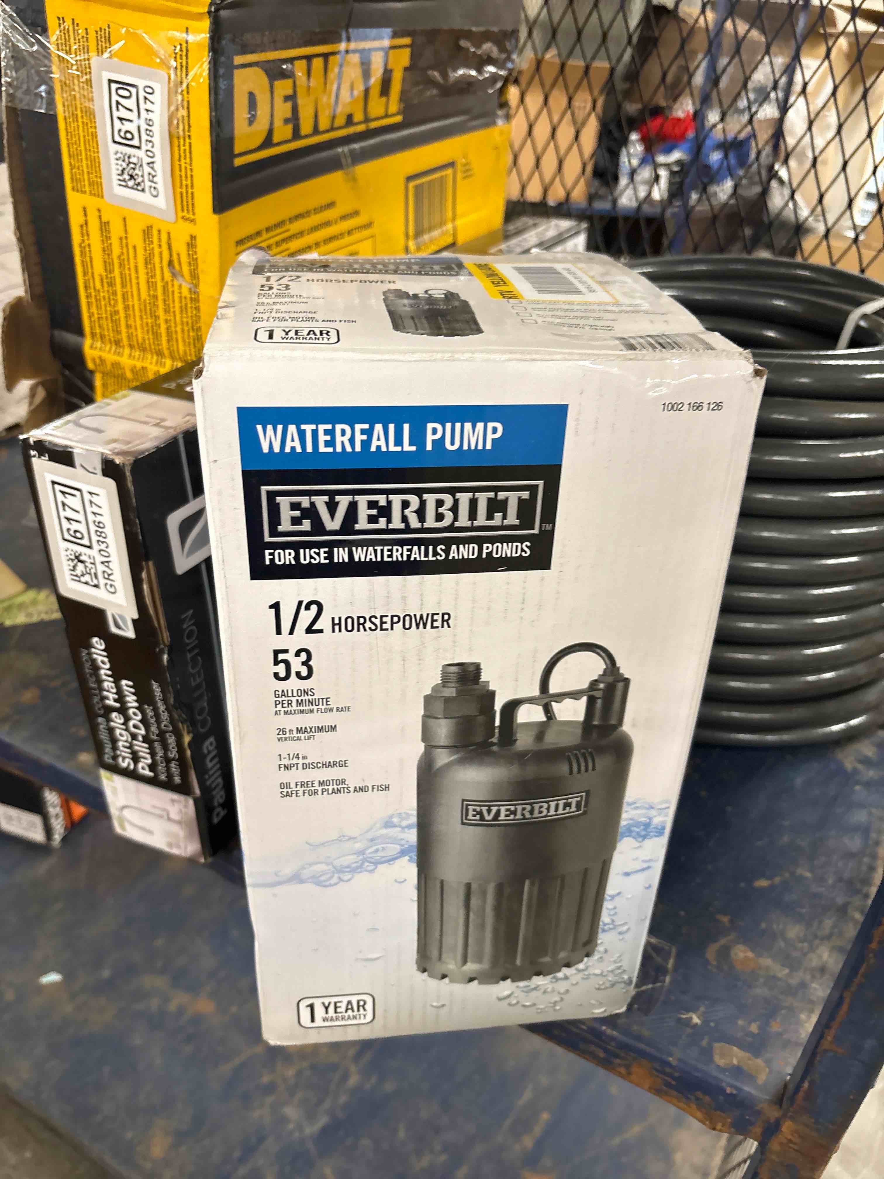 https://s3.amazonaws.com/lotting-images-prod/phillipi/GRA0386162_1756311539927.jpeg