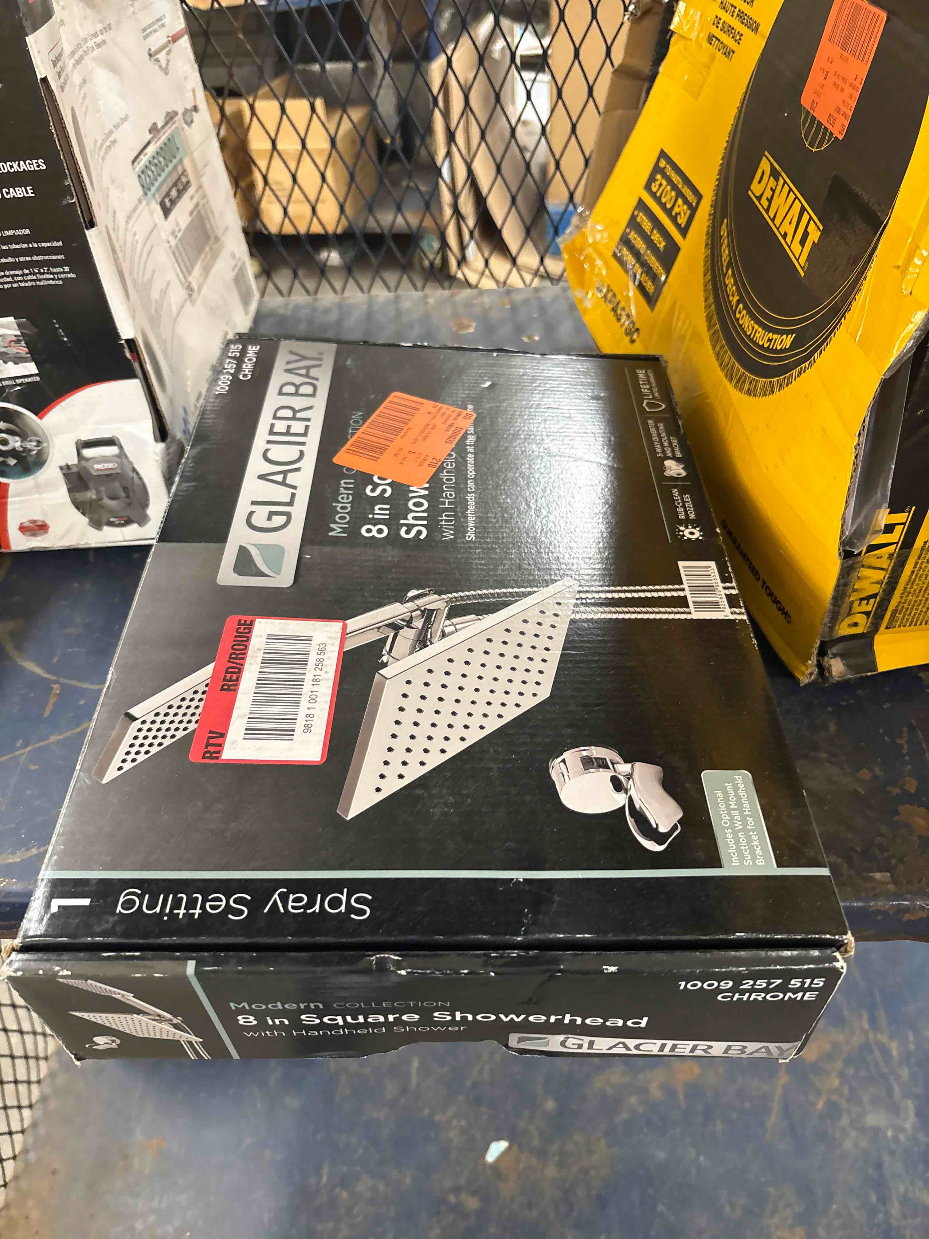 https://s3.amazonaws.com/lotting-images-prod/phillipi/GRA0386164_1756310871449.jpeg