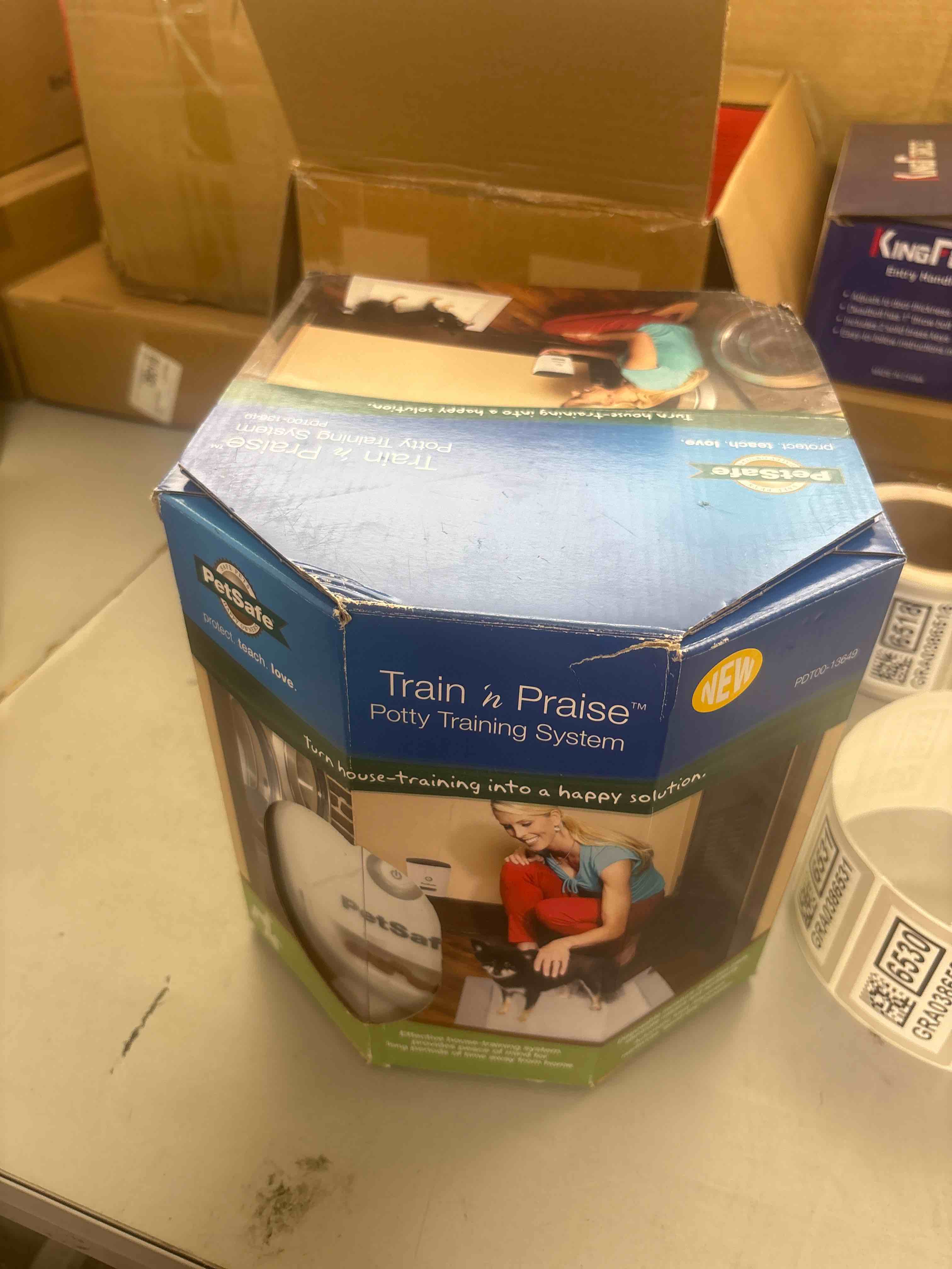 https://s3.amazonaws.com/lotting-images-prod/phillipi/GRA0386532_1752783642674.jpeg