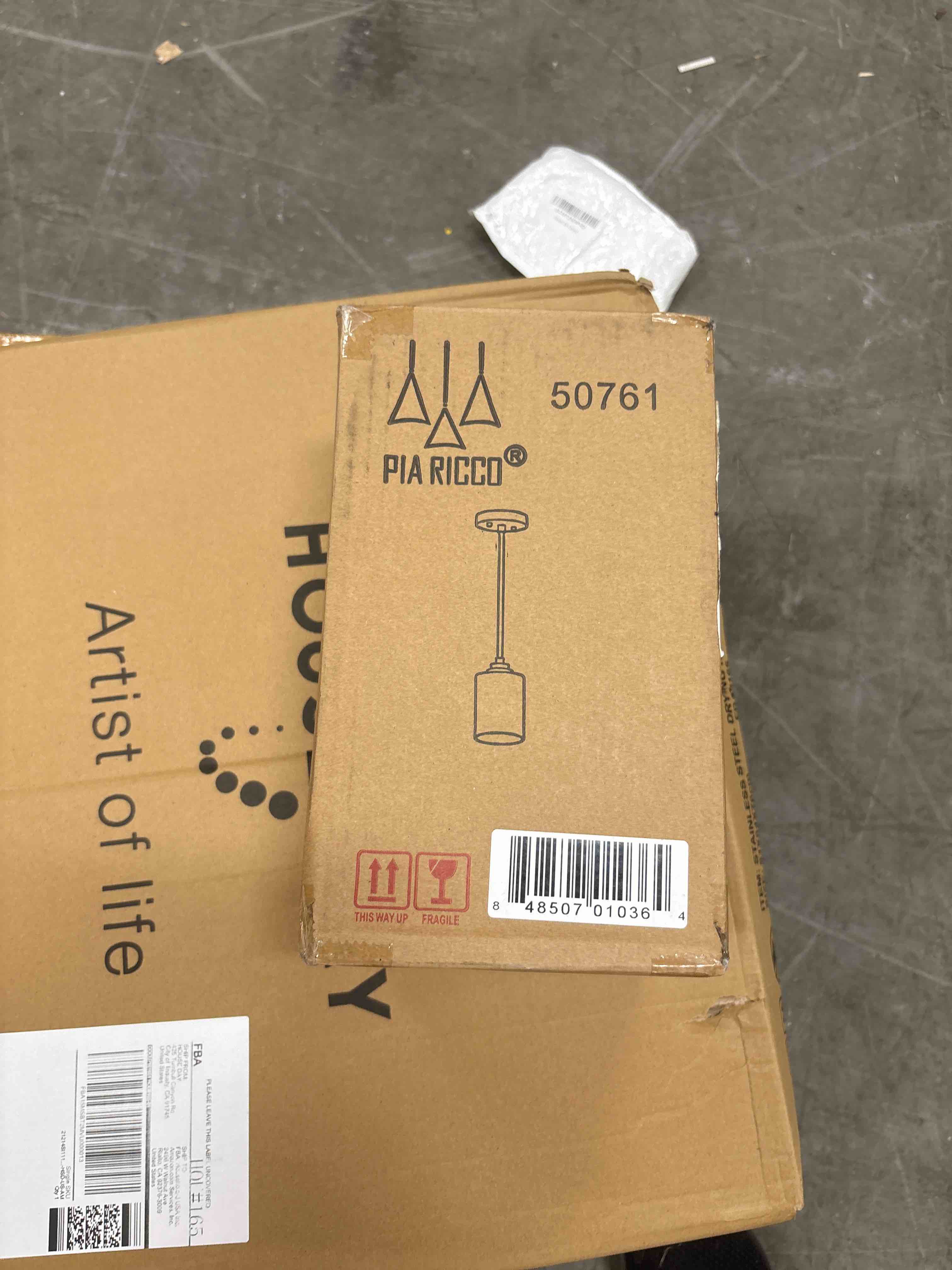 https://s3.amazonaws.com/lotting-images-prod/phillipi/GRA0386598_1752680494907.jpeg