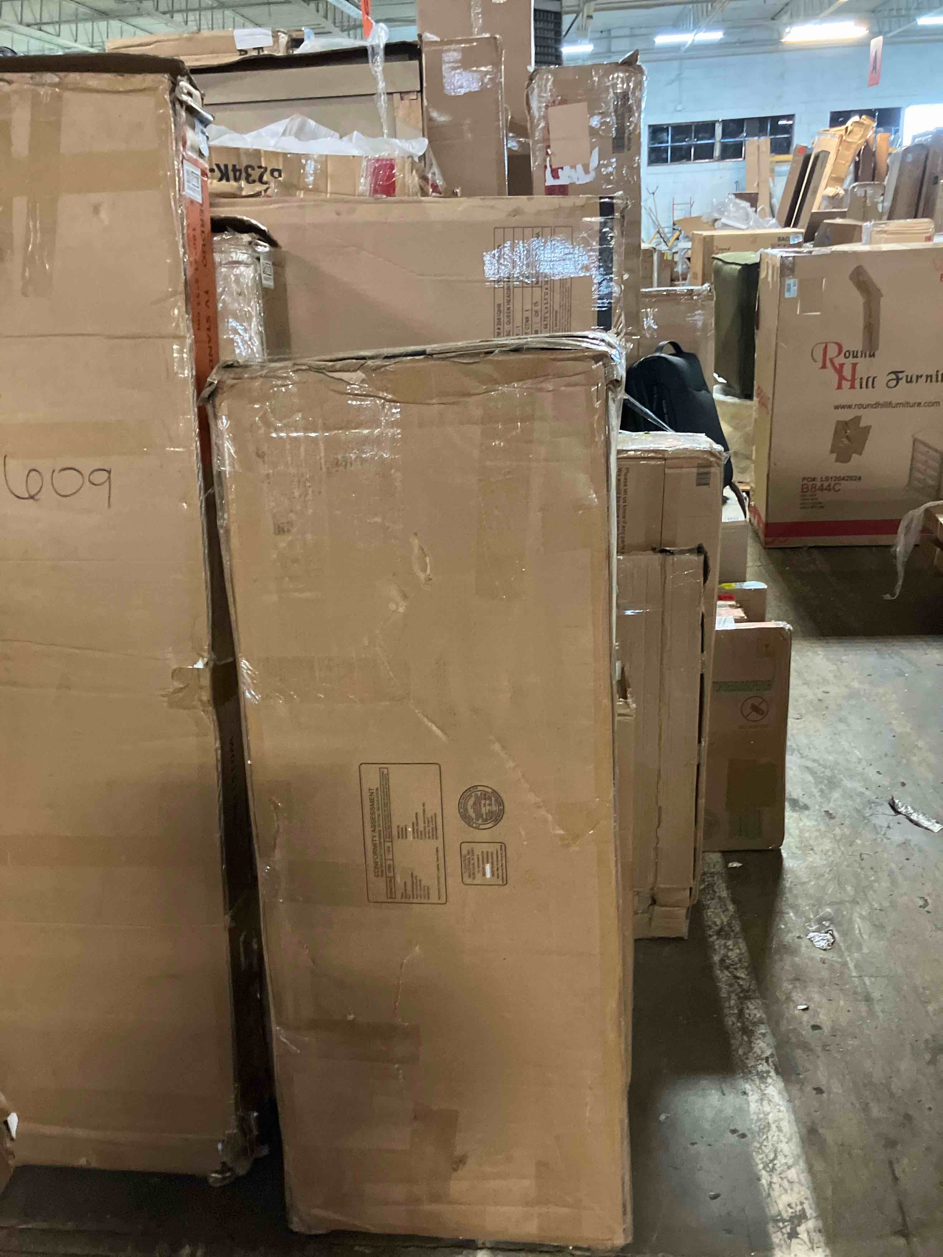 https://s3.amazonaws.com/lotting-images-prod/phillipi/GRA0387179_1751551937243.jpeg