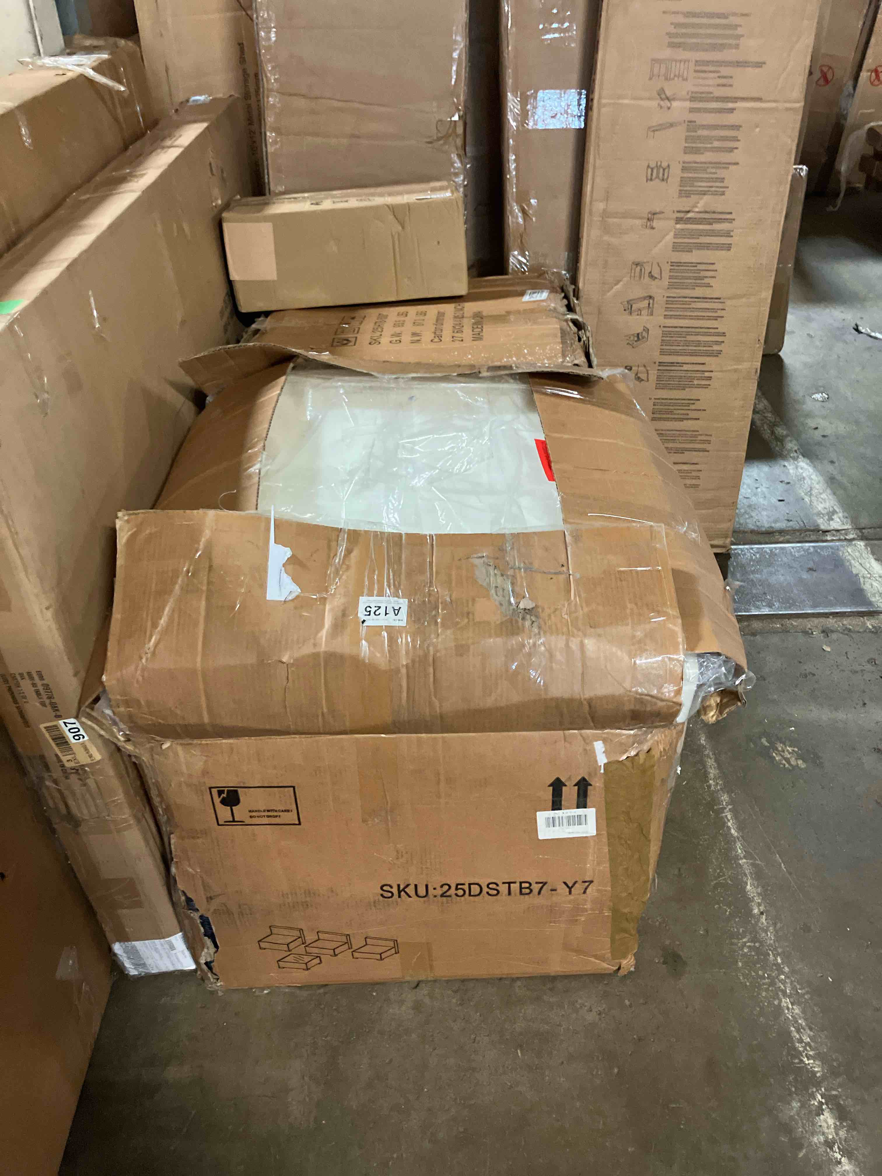 https://s3.amazonaws.com/lotting-images-prod/phillipi/GRA0387184_1751553342039.jpeg