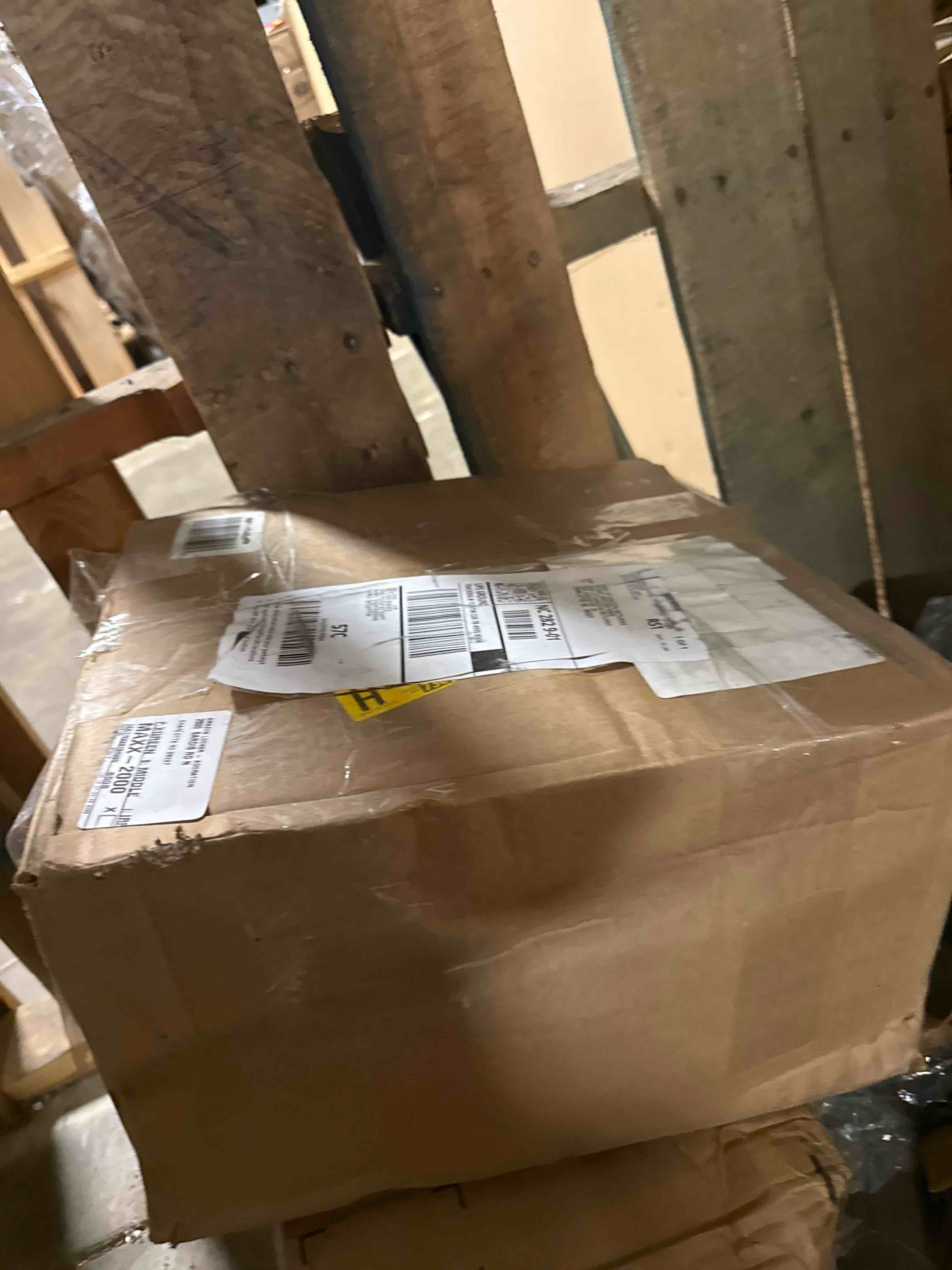 https://s3.amazonaws.com/lotting-images-prod/phillipi/GRA0387304_1751486077771.jpeg