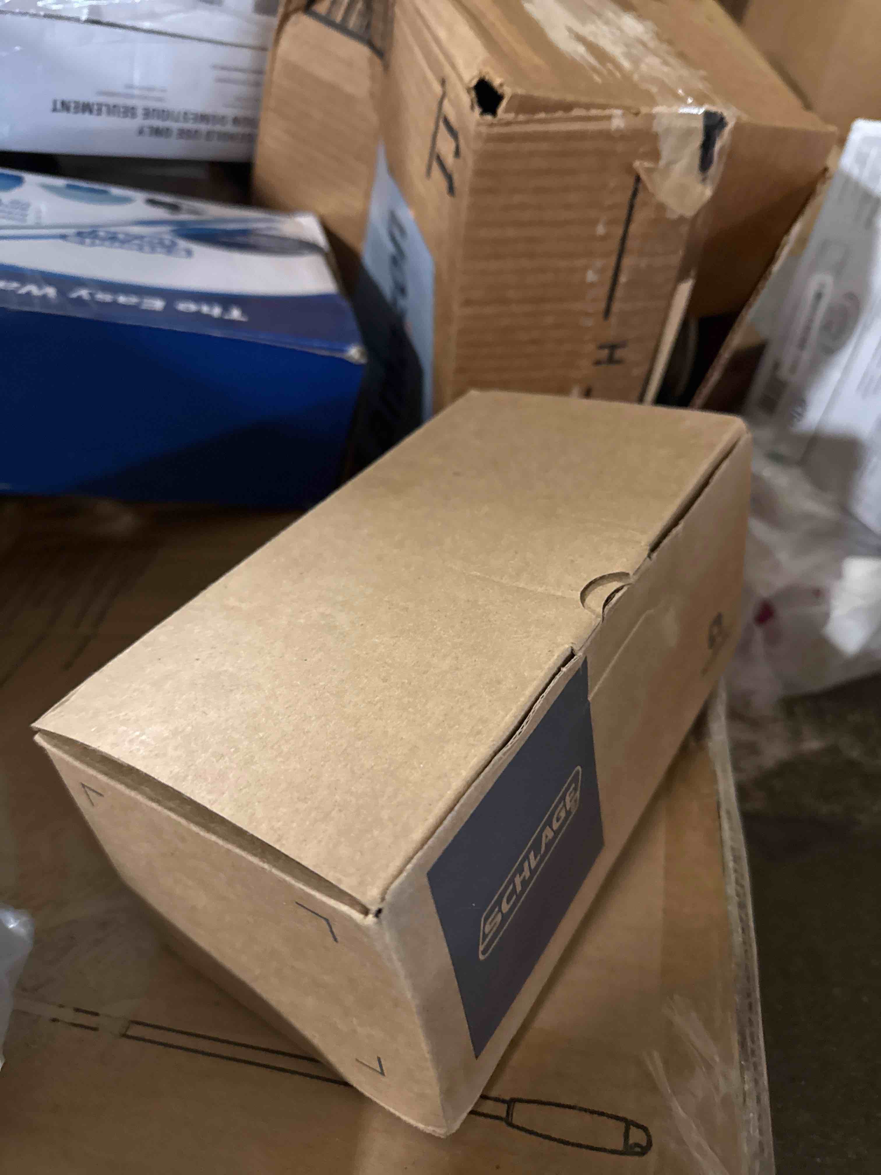 https://s3.amazonaws.com/lotting-images-prod/phillipi/GRA0387421_1751399021819.jpeg