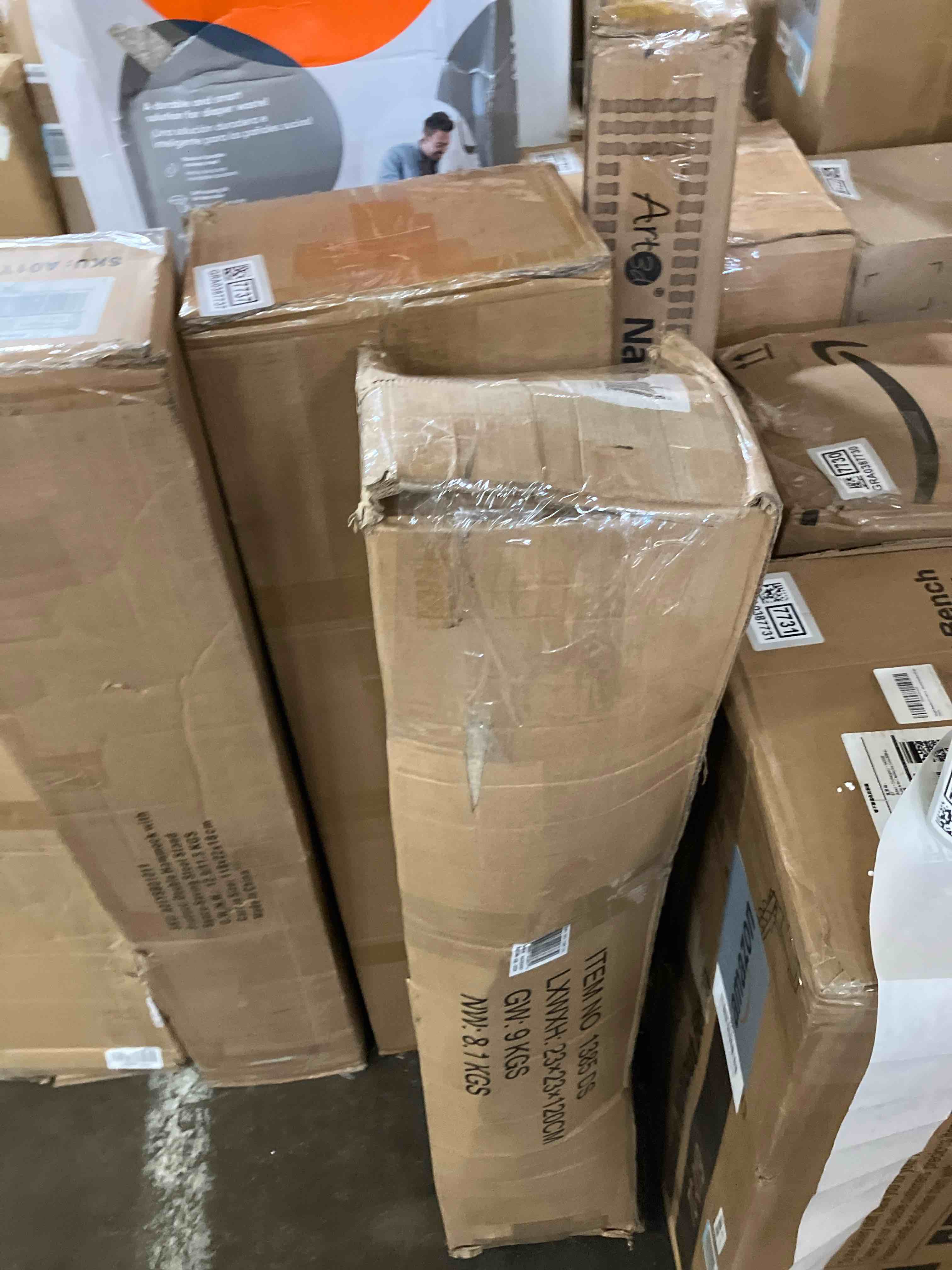 https://s3.amazonaws.com/lotting-images-prod/phillipi/GRA0387741_1750950538460.jpeg