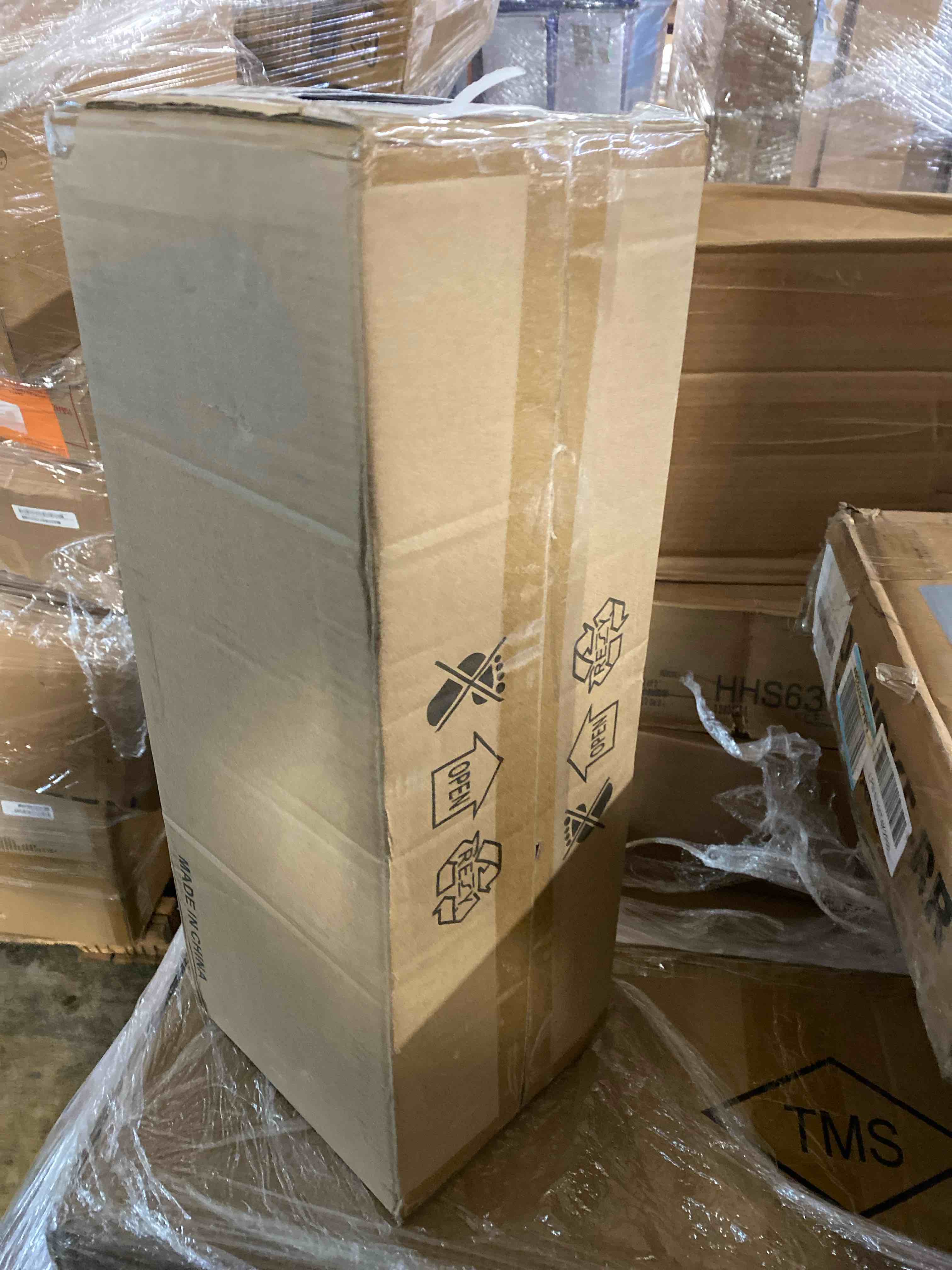 https://s3.amazonaws.com/lotting-images-prod/phillipi/GRA0388934_1738098611282.jpeg