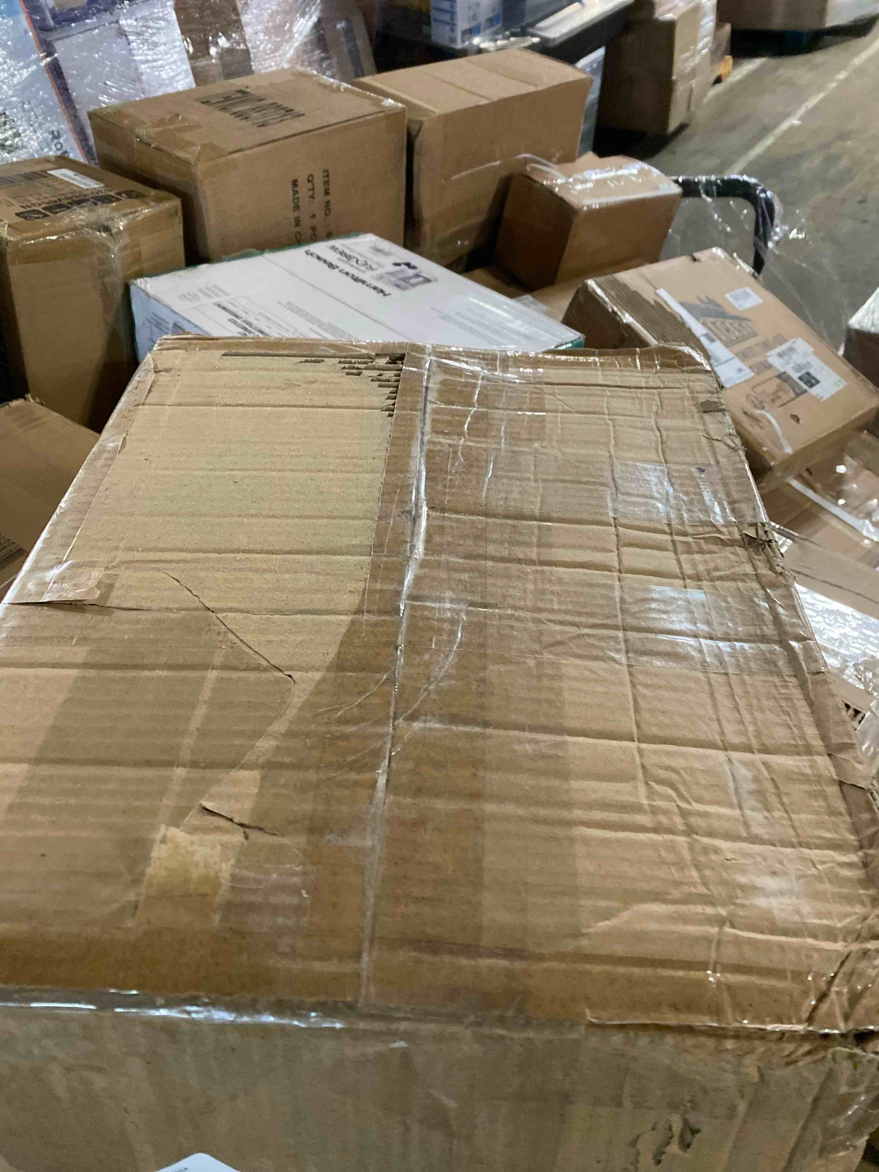 https://s3.amazonaws.com/lotting-images-prod/phillipi/GRA0388949_1738101132698.jpeg