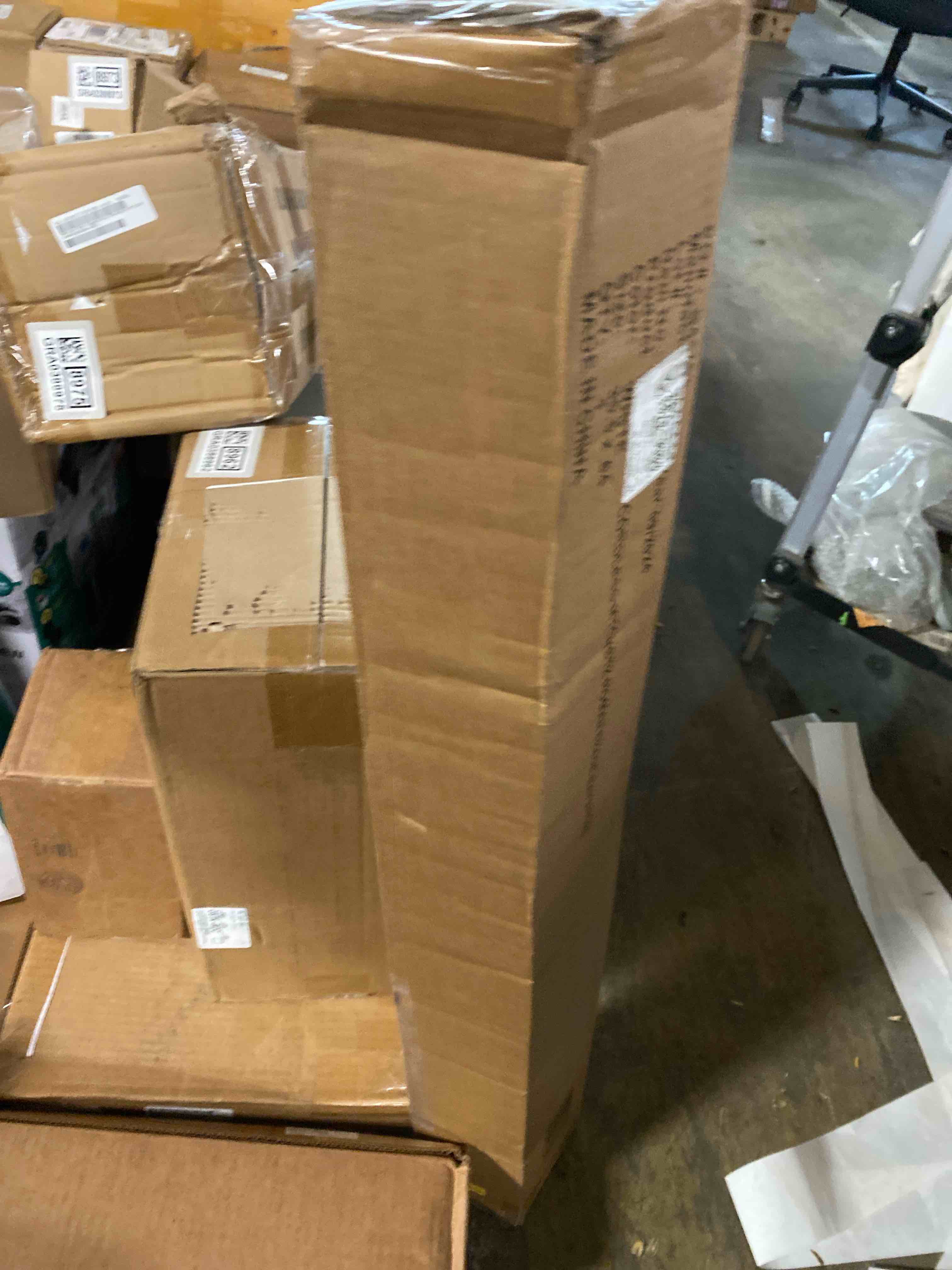 https://s3.amazonaws.com/lotting-images-prod/phillipi/GRA0388978_1738104489932.jpeg
