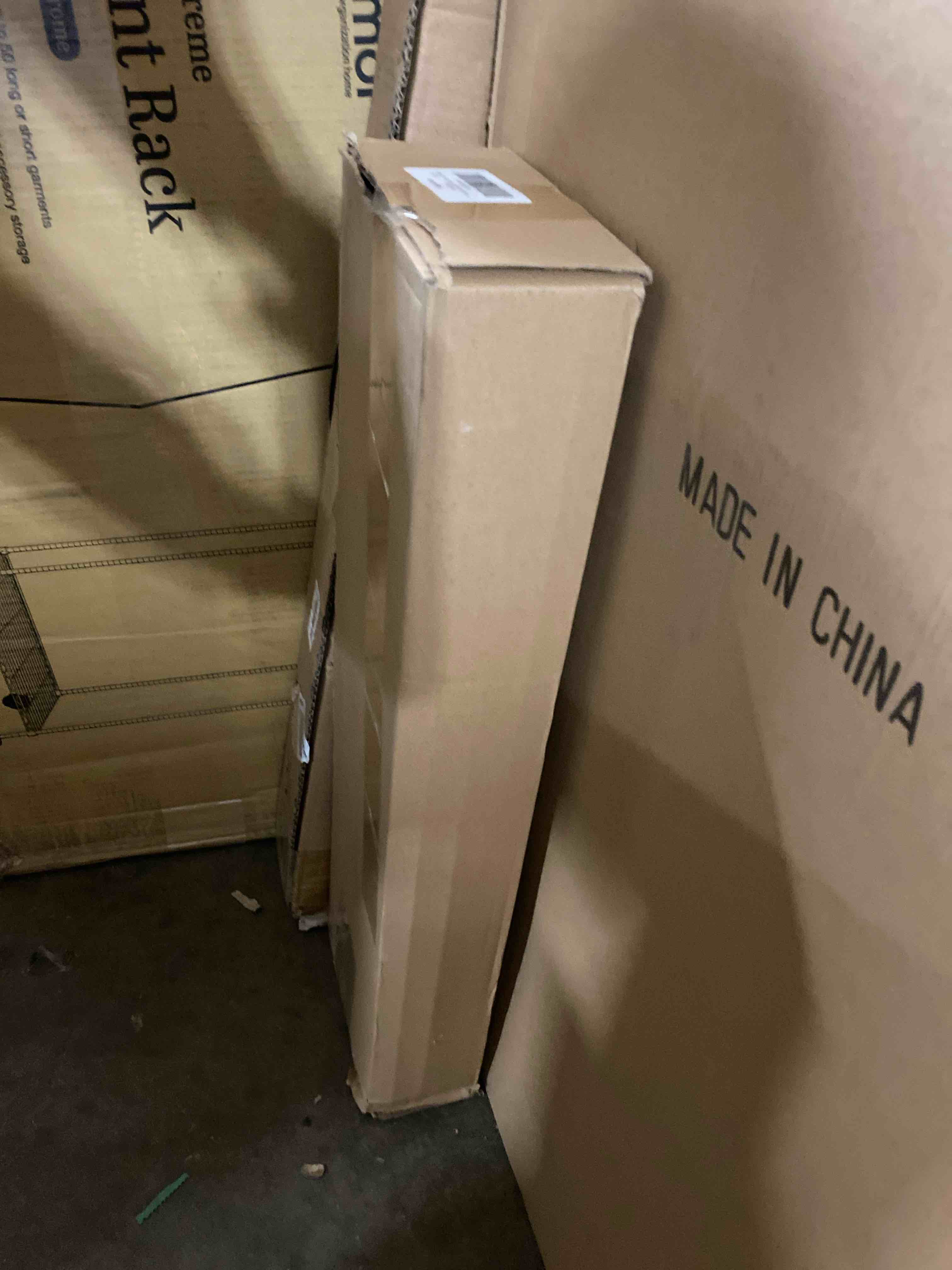 https://s3.amazonaws.com/lotting-images-prod/phillipi/GRA0389002_1738108675000.jpeg