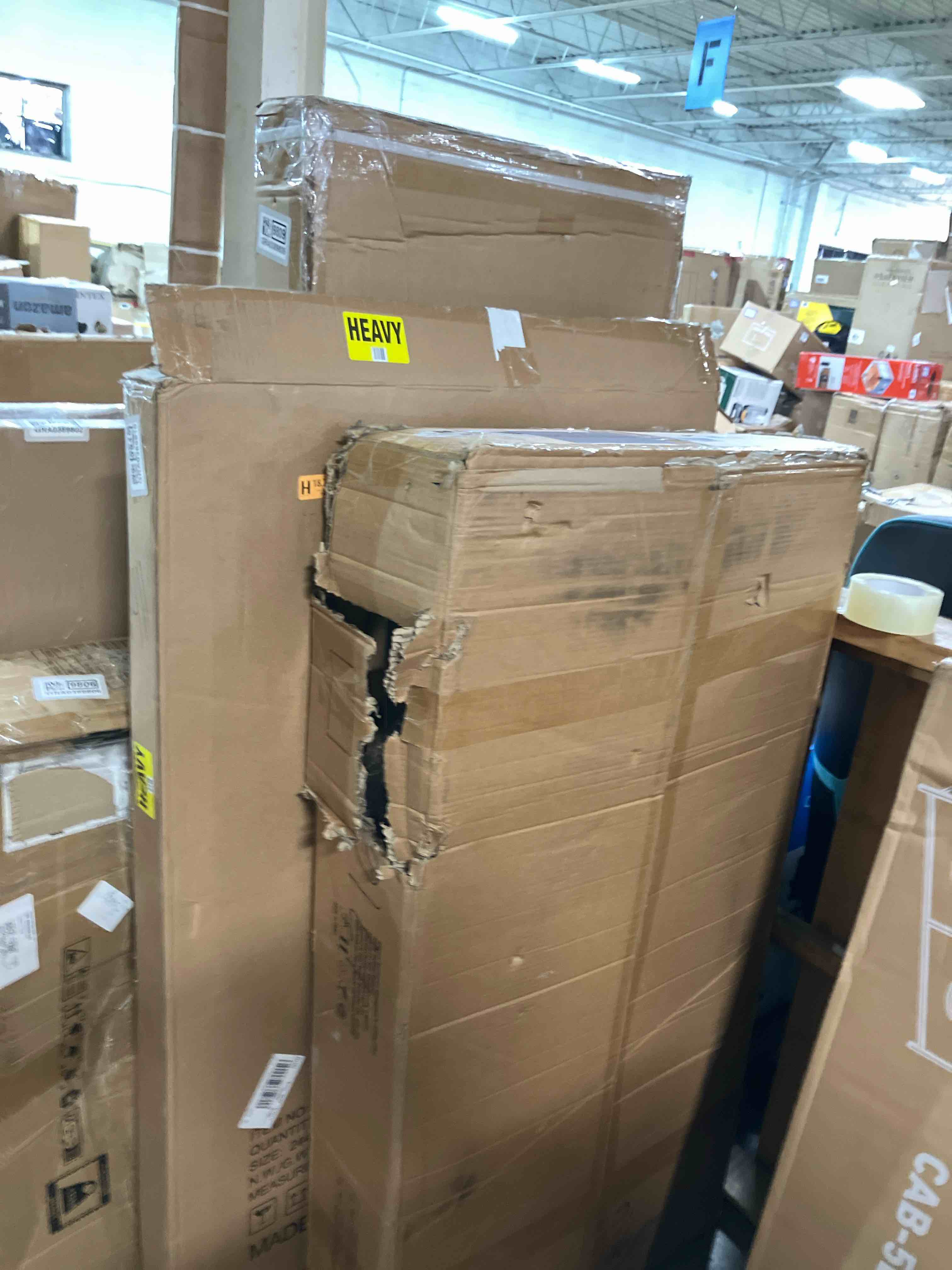 https://s3.amazonaws.com/lotting-images-prod/phillipi/GRA0389811_1737391986188.jpeg