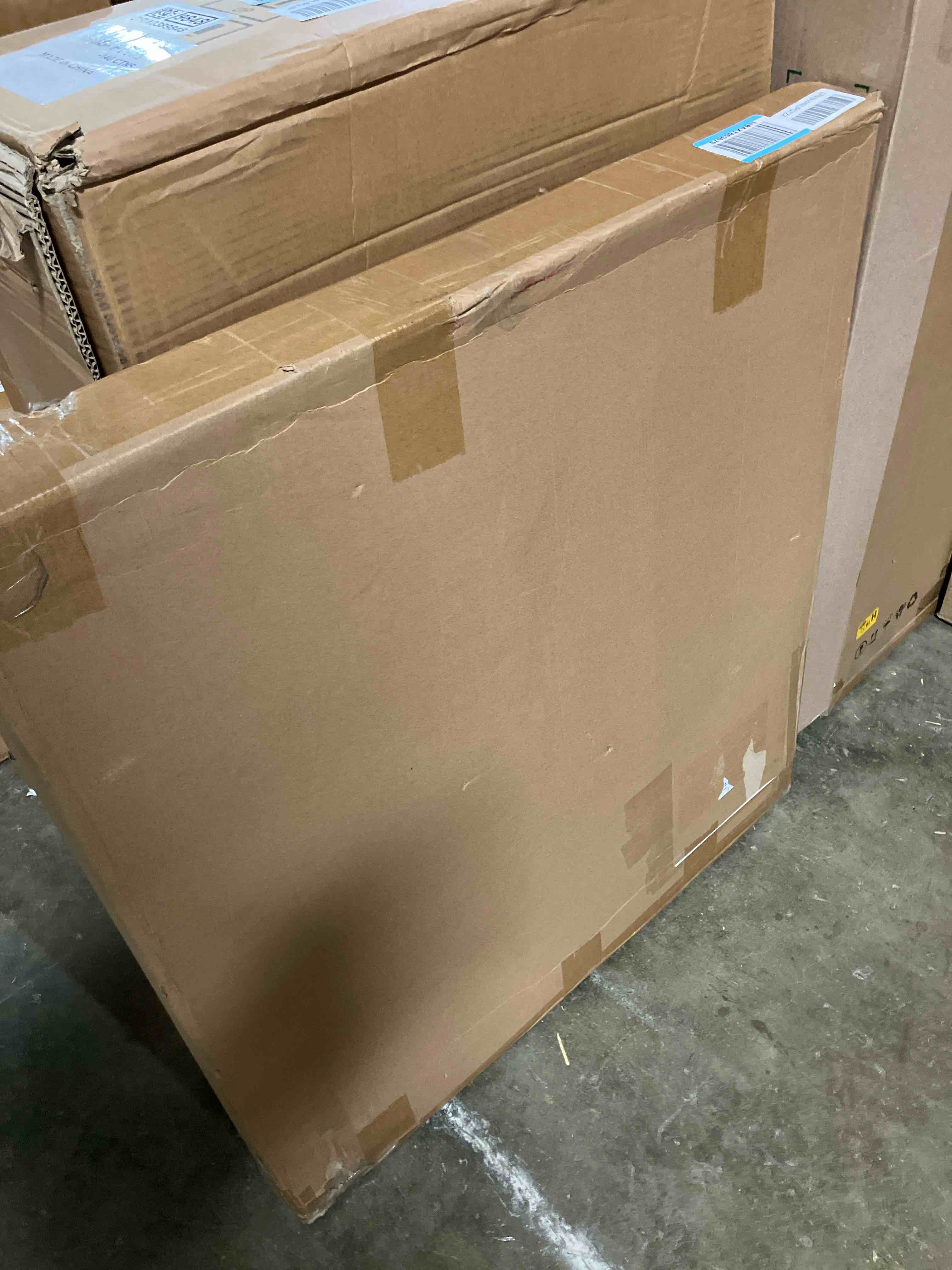 https://s3.amazonaws.com/lotting-images-prod/phillipi/GRA0389856_1737399246775.jpeg