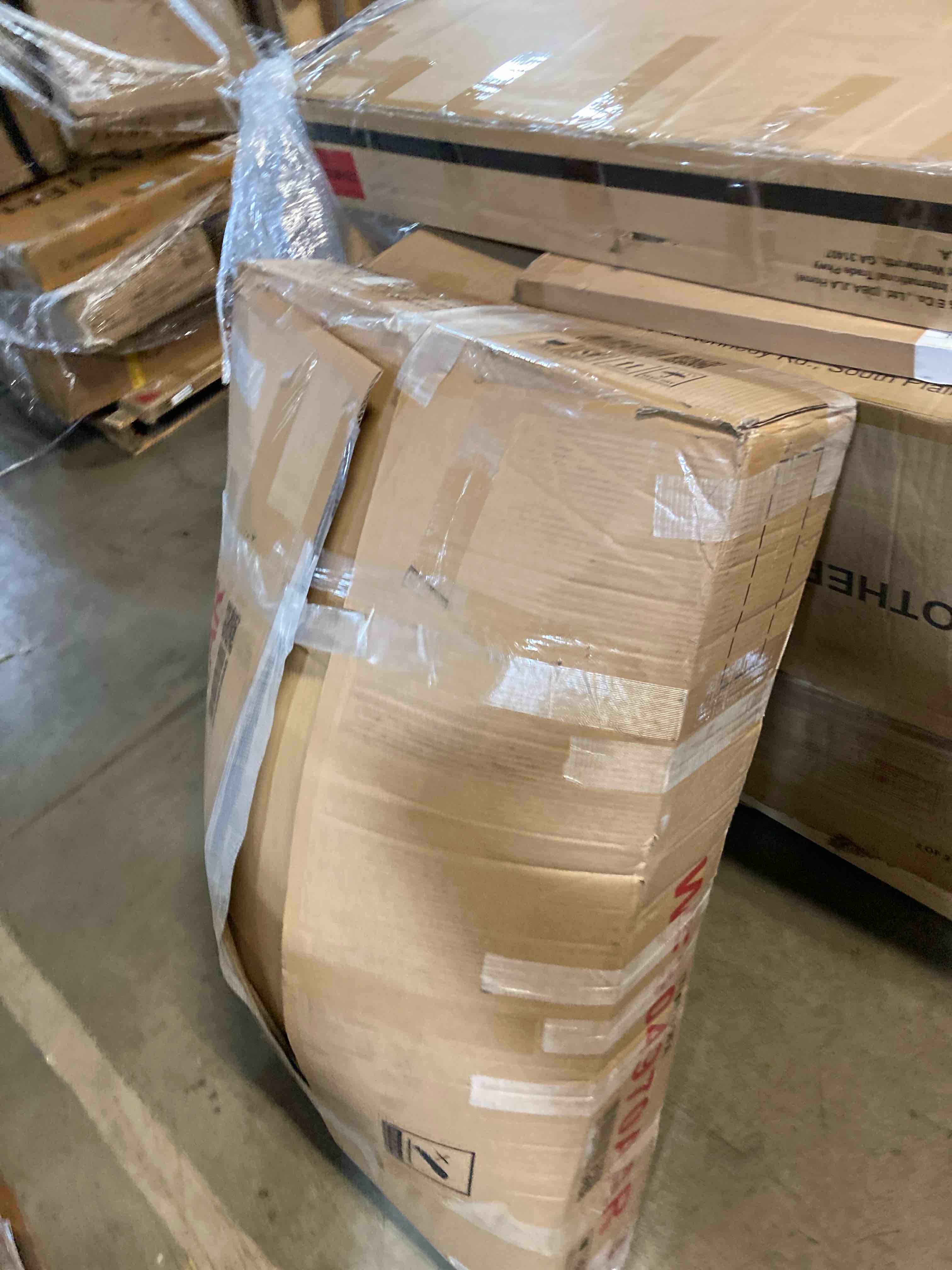 https://s3.amazonaws.com/lotting-images-prod/phillipi/GRA0390161_1739905429901.jpeg