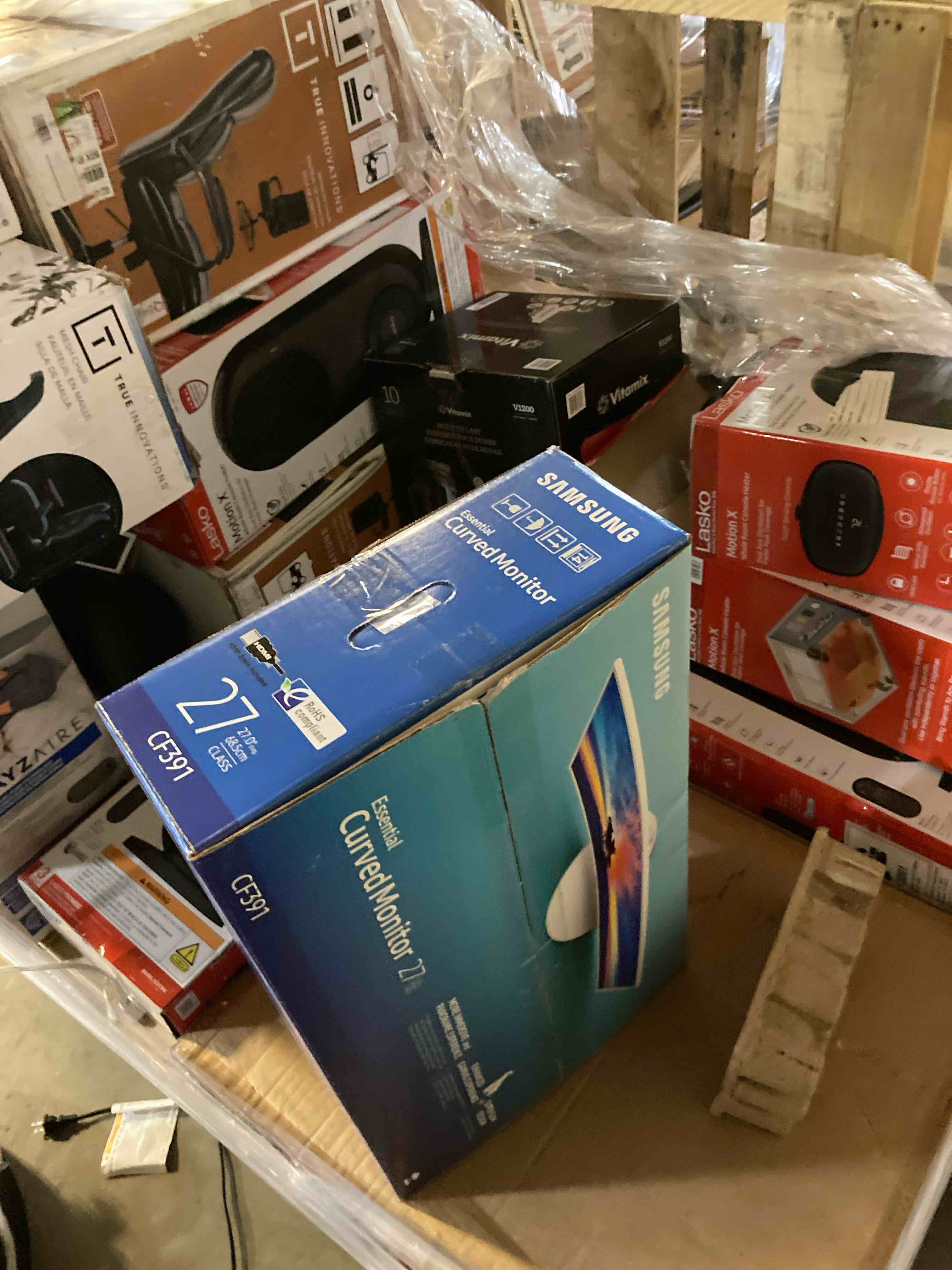 https://s3.amazonaws.com/lotting-images-prod/phillipi/GRA0390775_1738611638835.jpeg