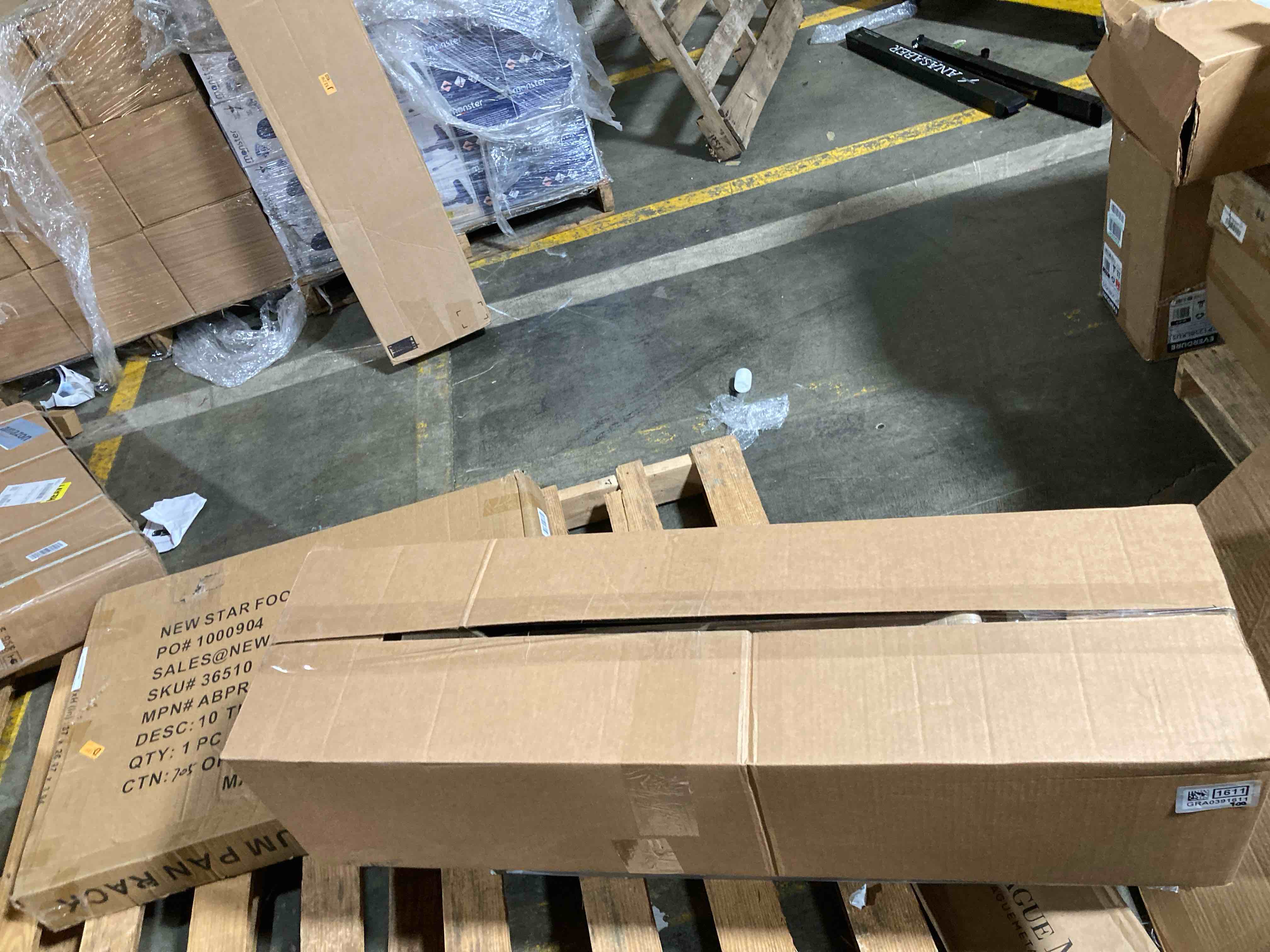 https://s3.amazonaws.com/lotting-images-prod/phillipi/GRA0391611_1734560582626.jpeg
