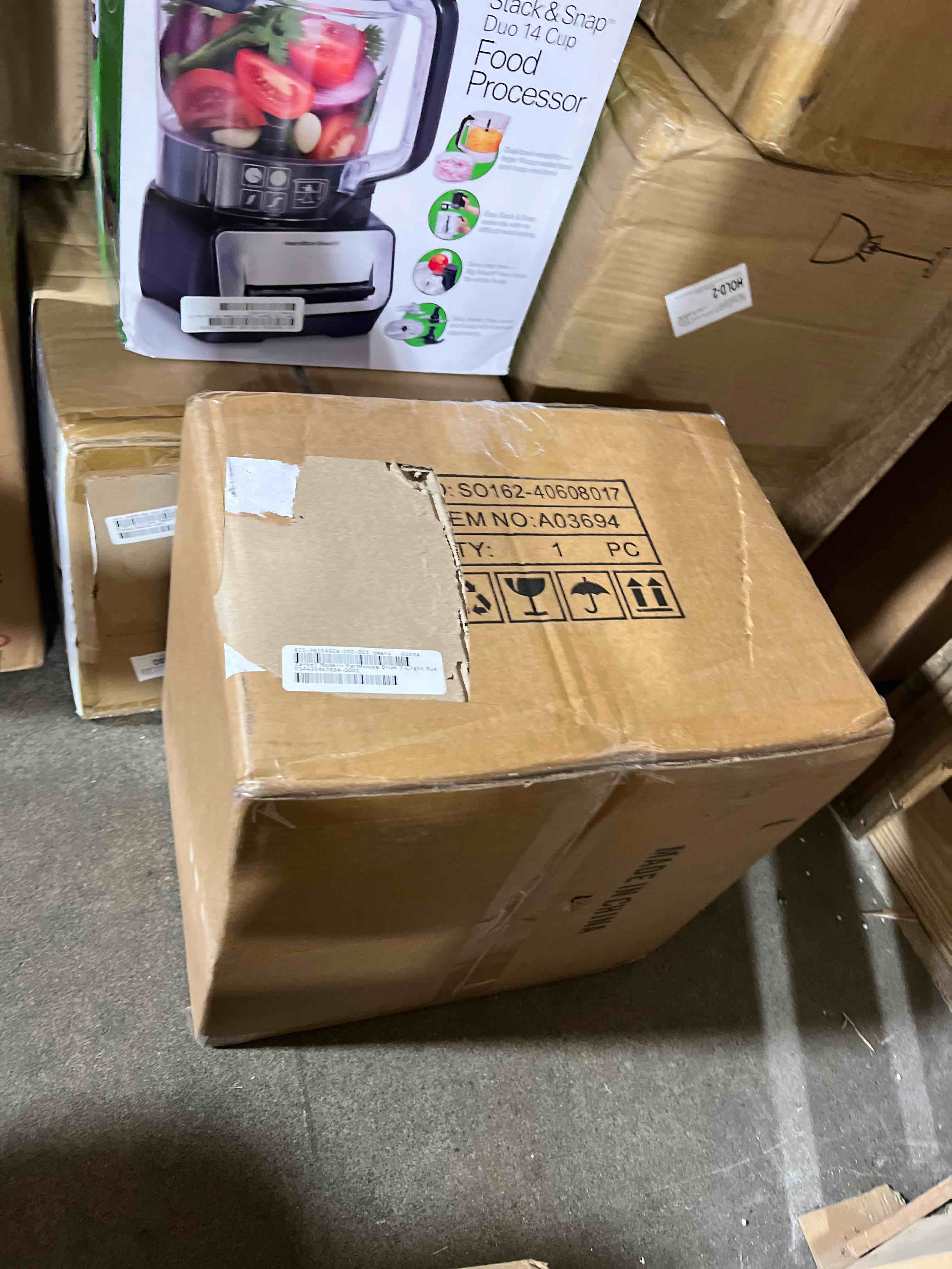 https://s3.amazonaws.com/lotting-images-prod/phillipi/GRA0391763_1738254762612.jpeg