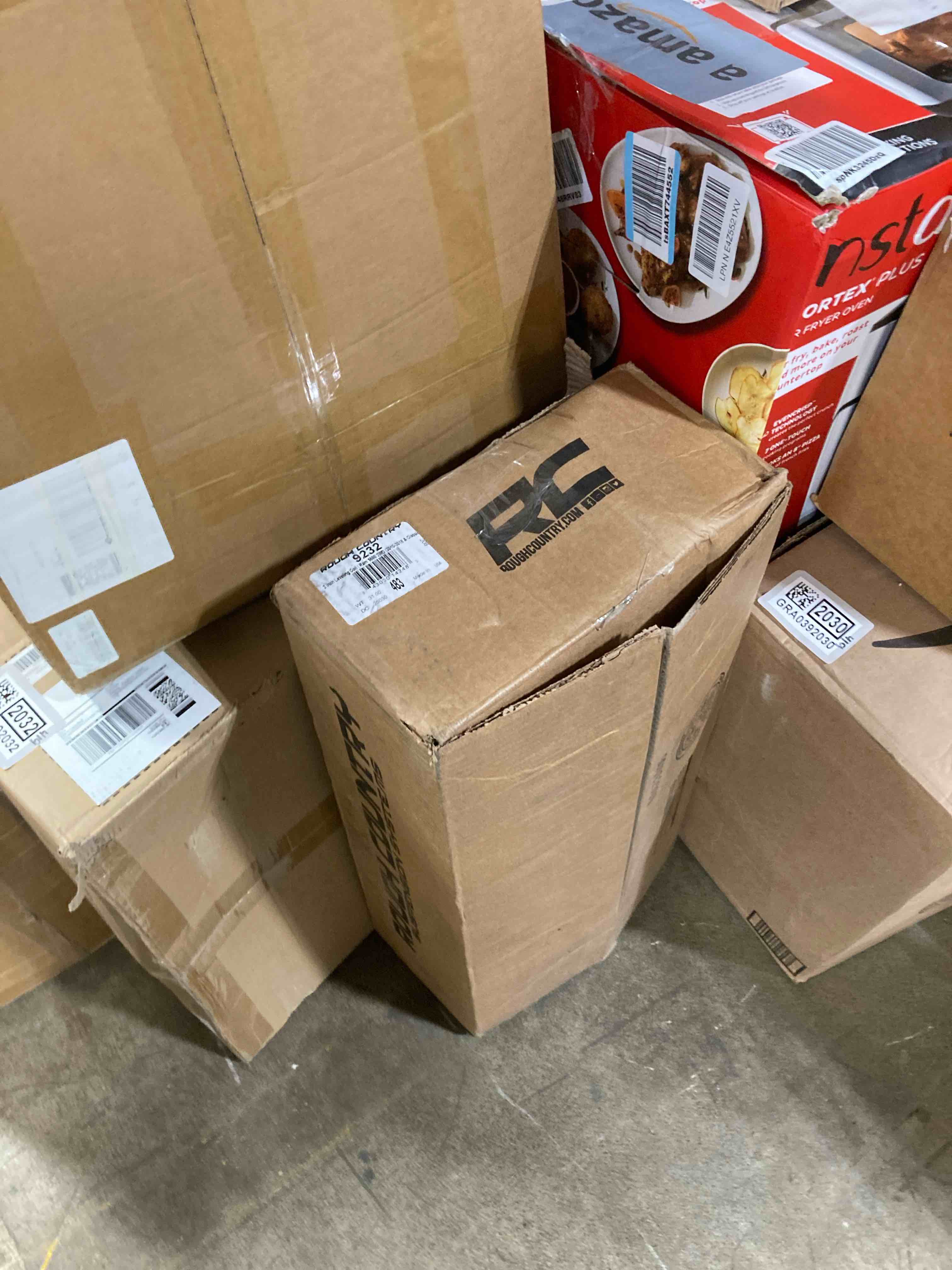 https://s3.amazonaws.com/lotting-images-prod/phillipi/GRA0392027_1742773616326.jpeg
