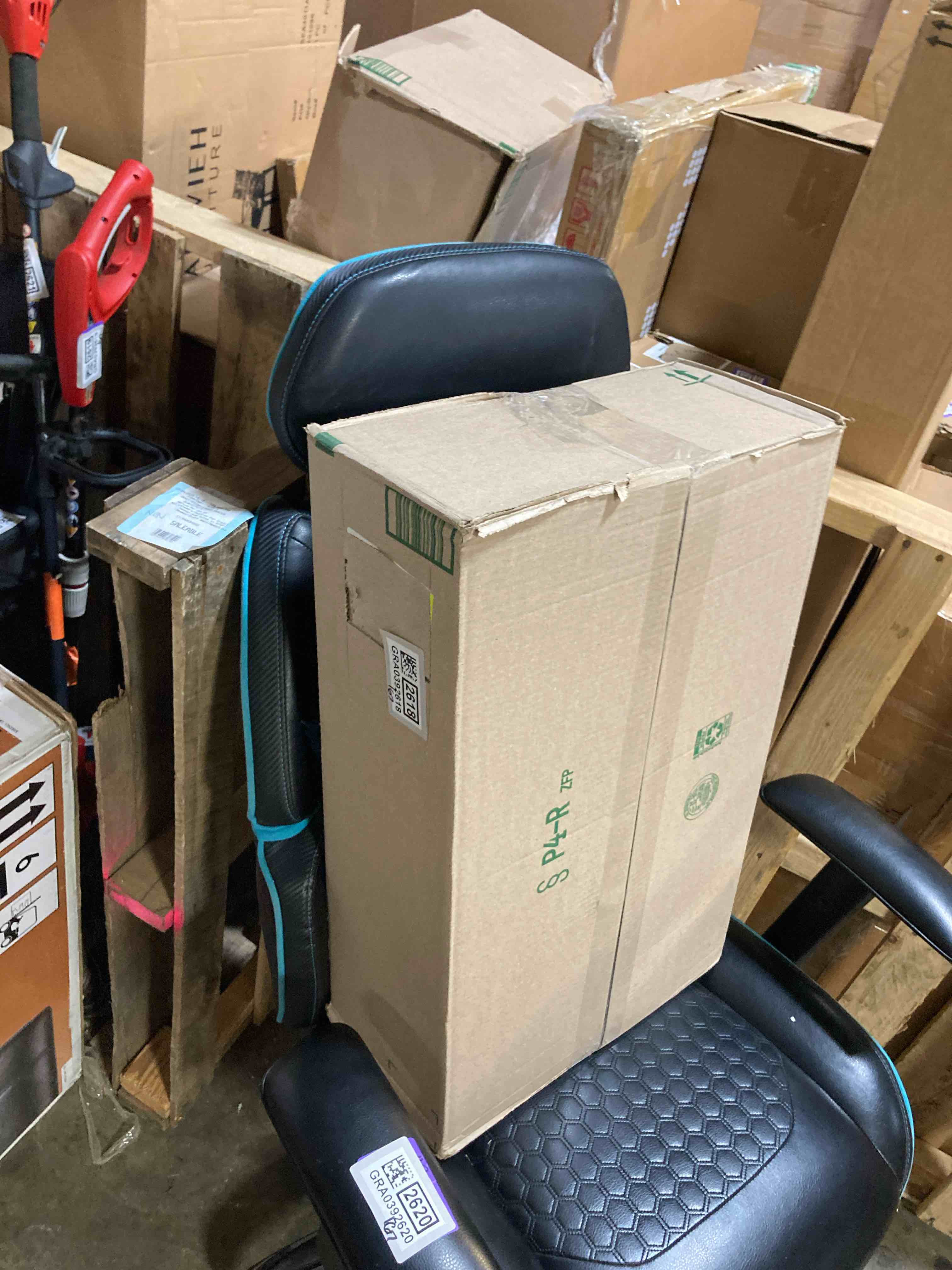 https://s3.amazonaws.com/lotting-images-prod/phillipi/GRA0392618_1738598340699.jpeg