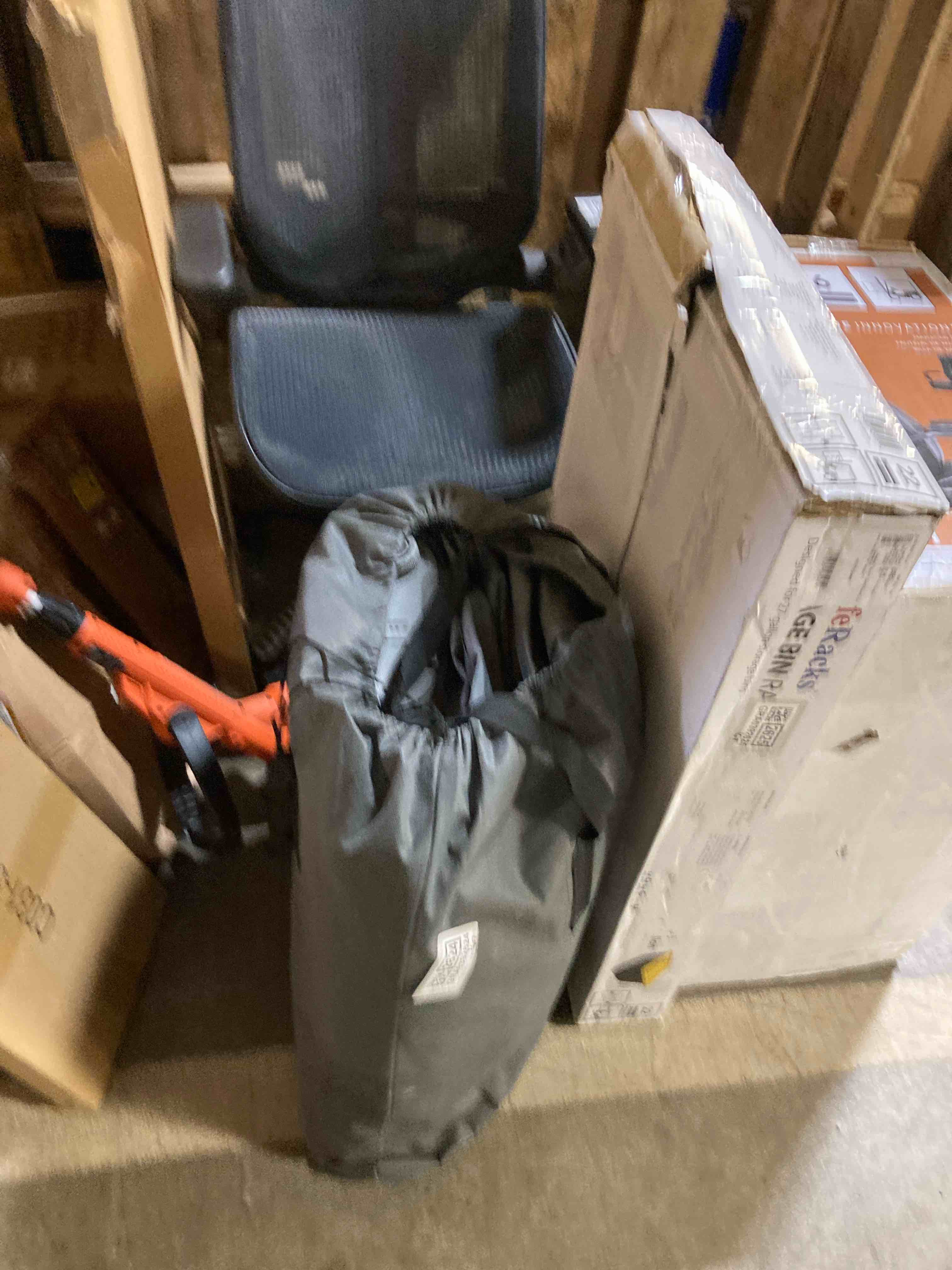 https://s3.amazonaws.com/lotting-images-prod/phillipi/GRA0392624_1738597425570.jpeg