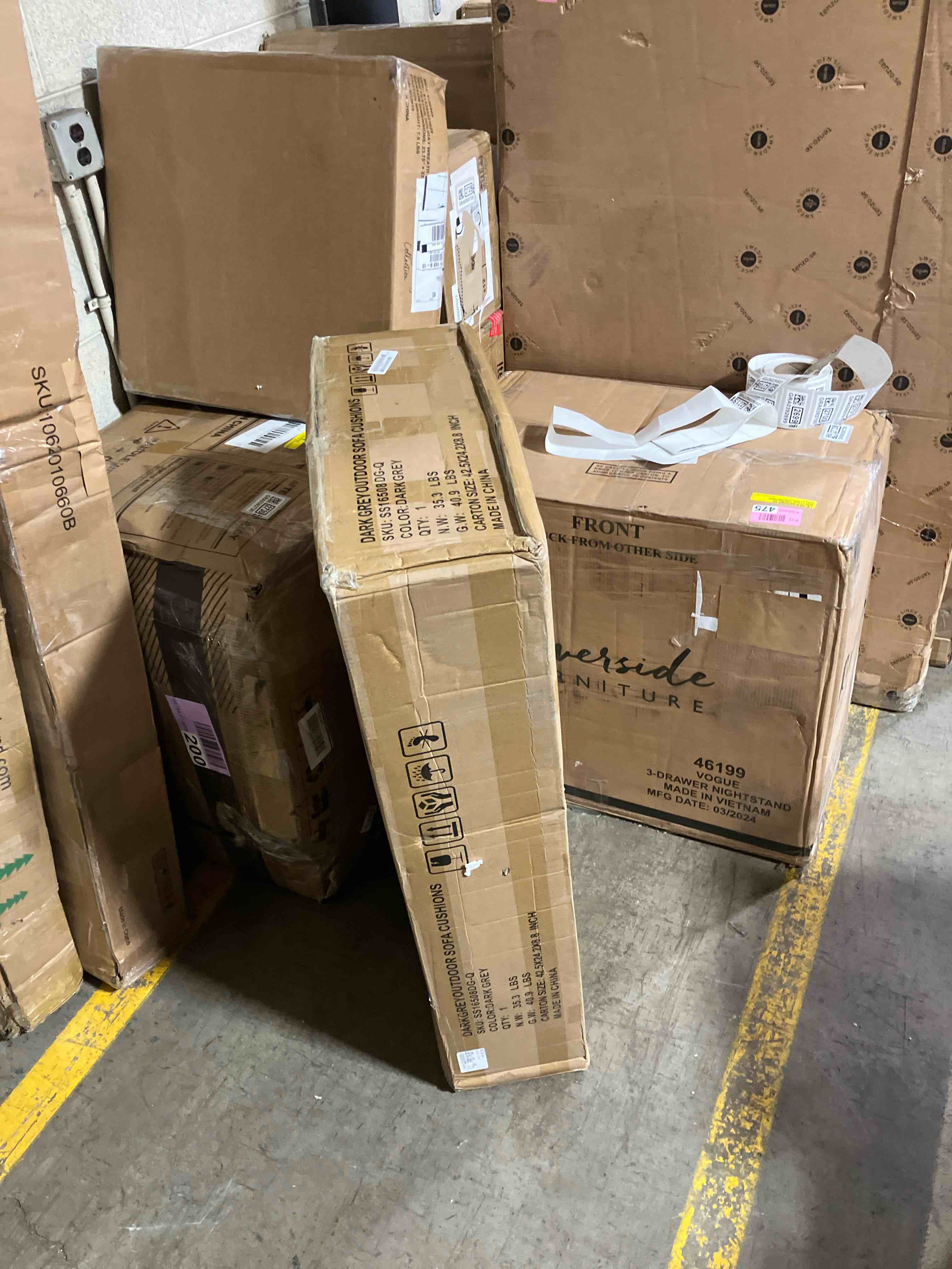 https://s3.amazonaws.com/lotting-images-prod/phillipi/GRA0392721_1738273183915.jpeg
