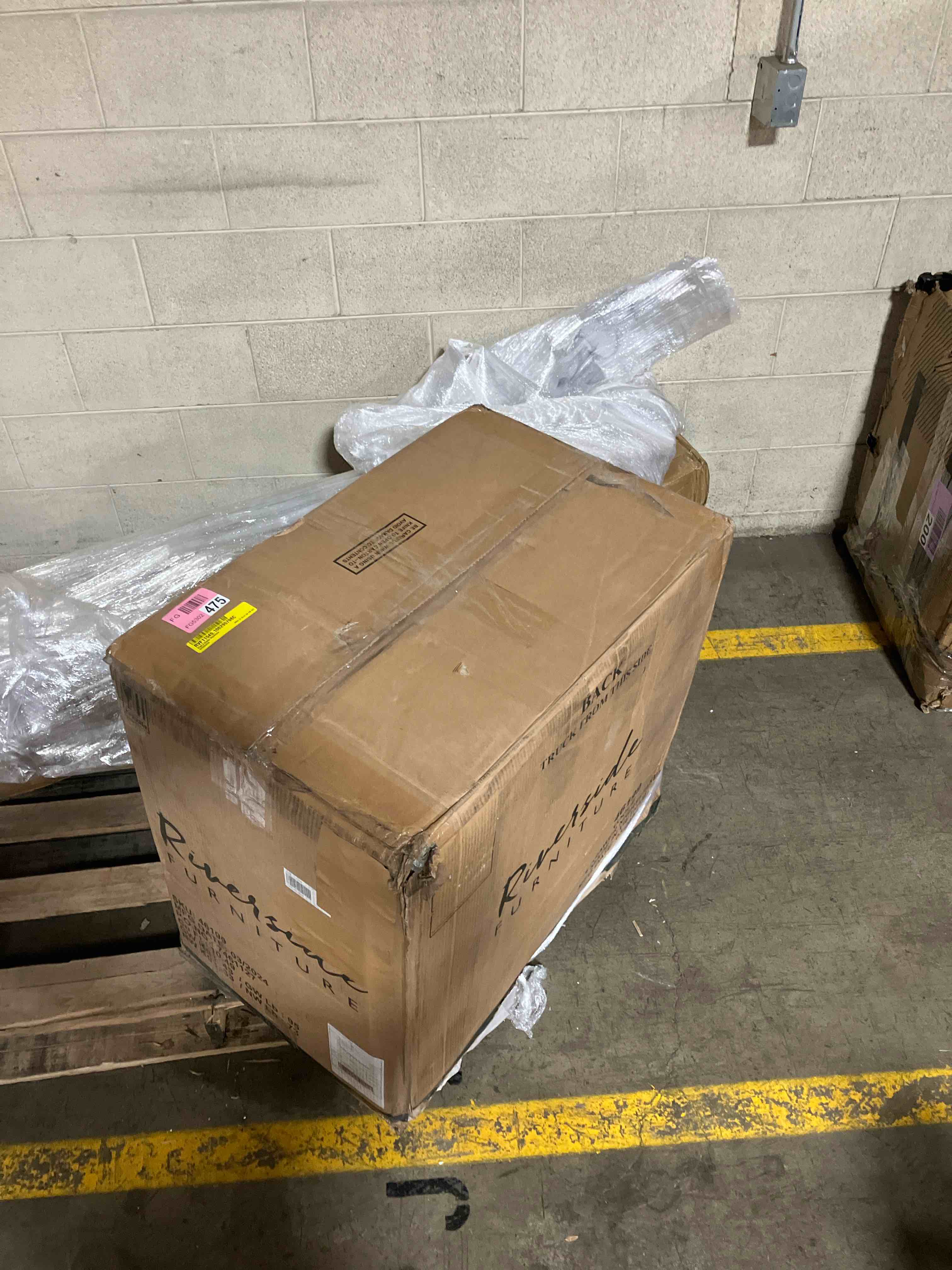 https://s3.amazonaws.com/lotting-images-prod/phillipi/GRA0392728_1738271812782.jpeg
