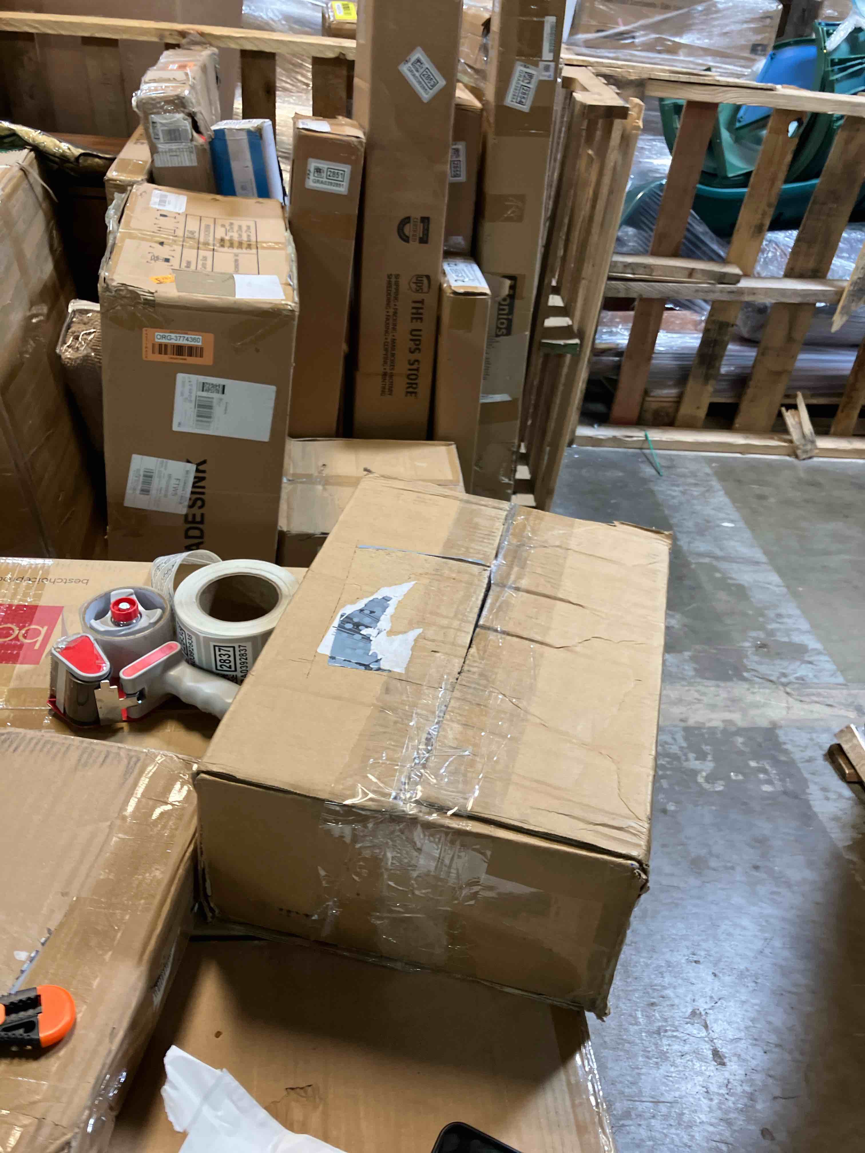 https://s3.amazonaws.com/lotting-images-prod/phillipi/GRA0392849_1738082235828.jpeg
