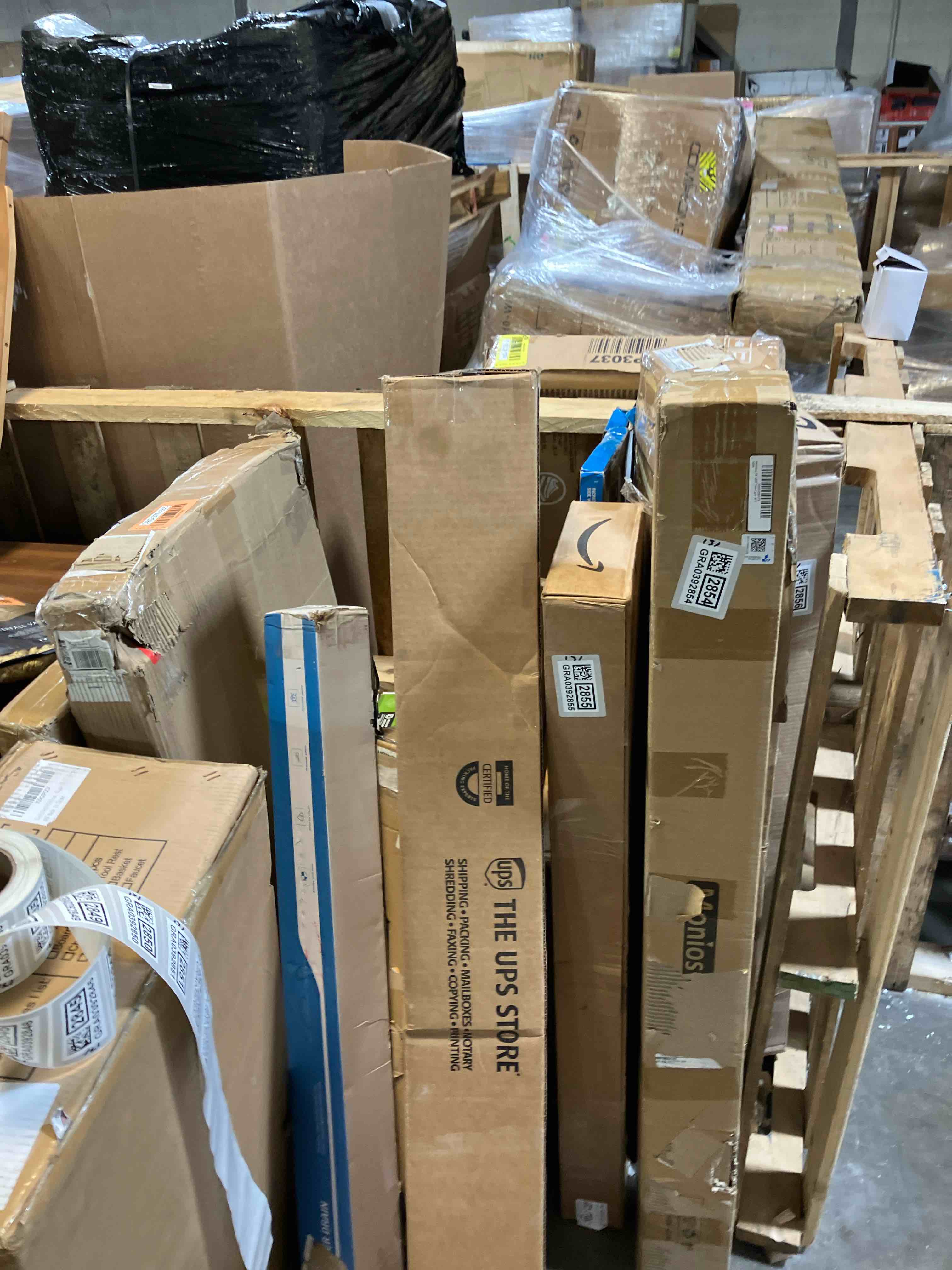 https://s3.amazonaws.com/lotting-images-prod/phillipi/GRA0392853_1738081829137.jpeg