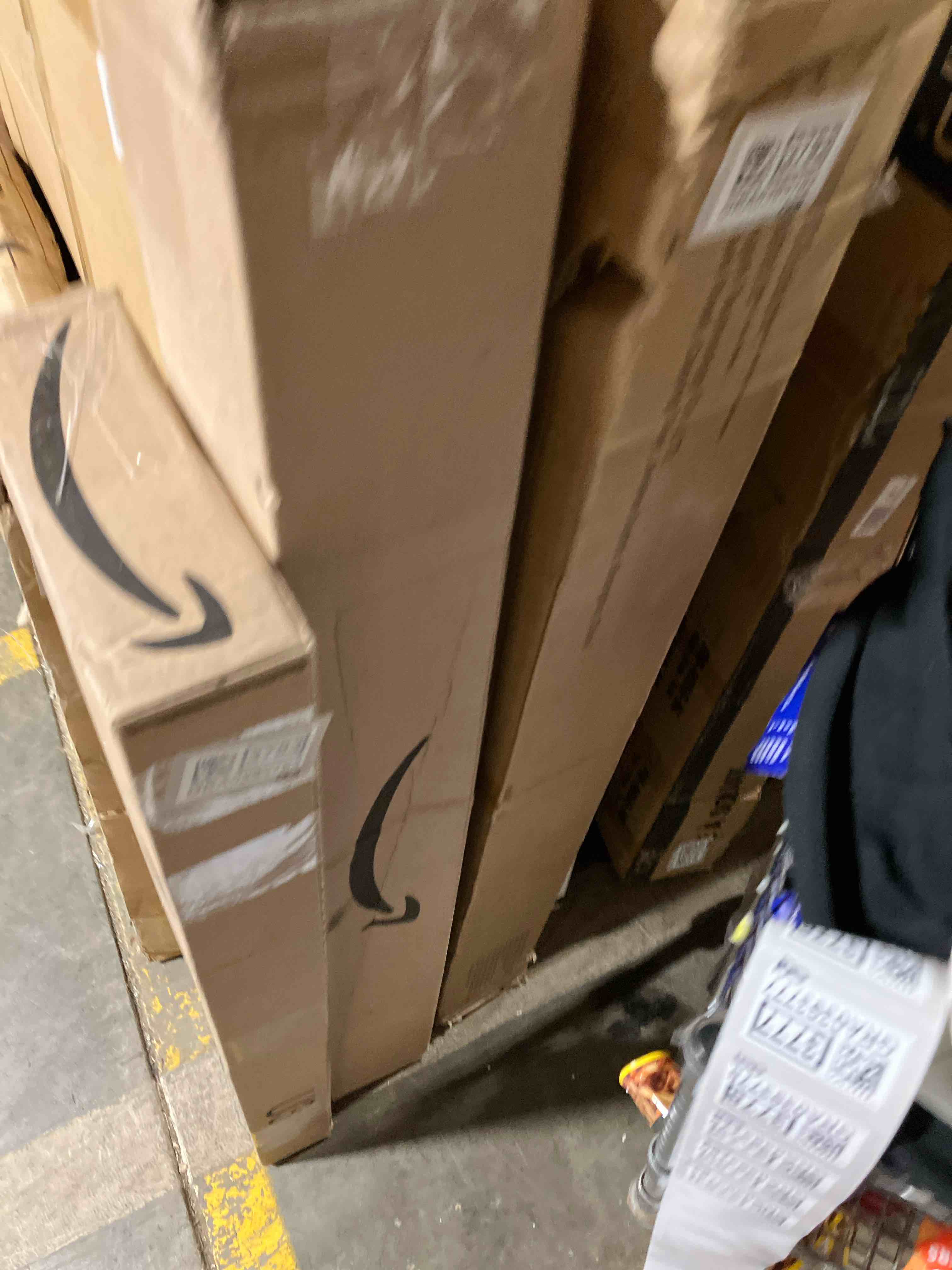 https://s3.amazonaws.com/lotting-images-prod/phillipi/GRA0393781_1735764592034.jpeg