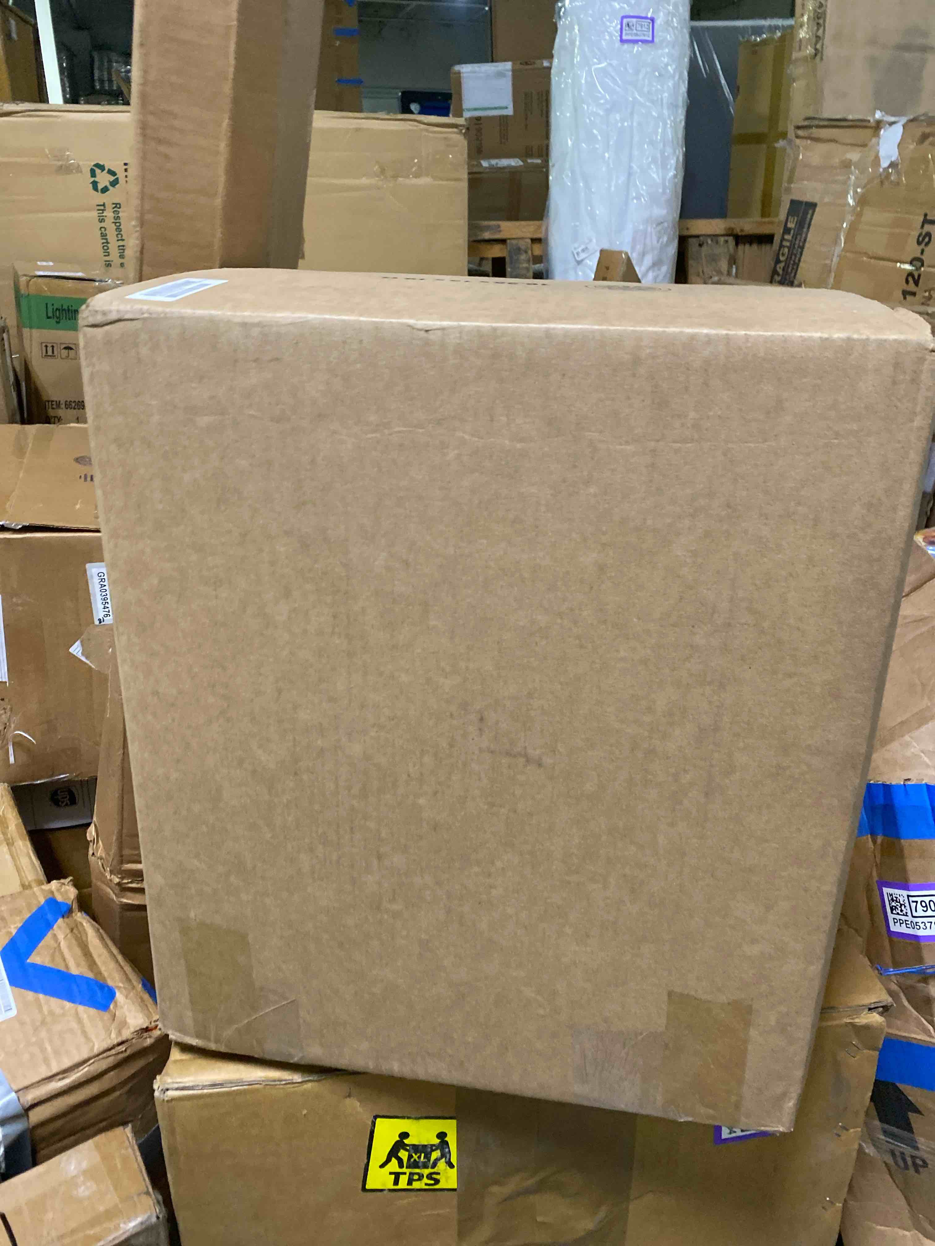 https://s3.amazonaws.com/lotting-images-prod/phillipi/GRA0395485_1732551007368.jpeg
