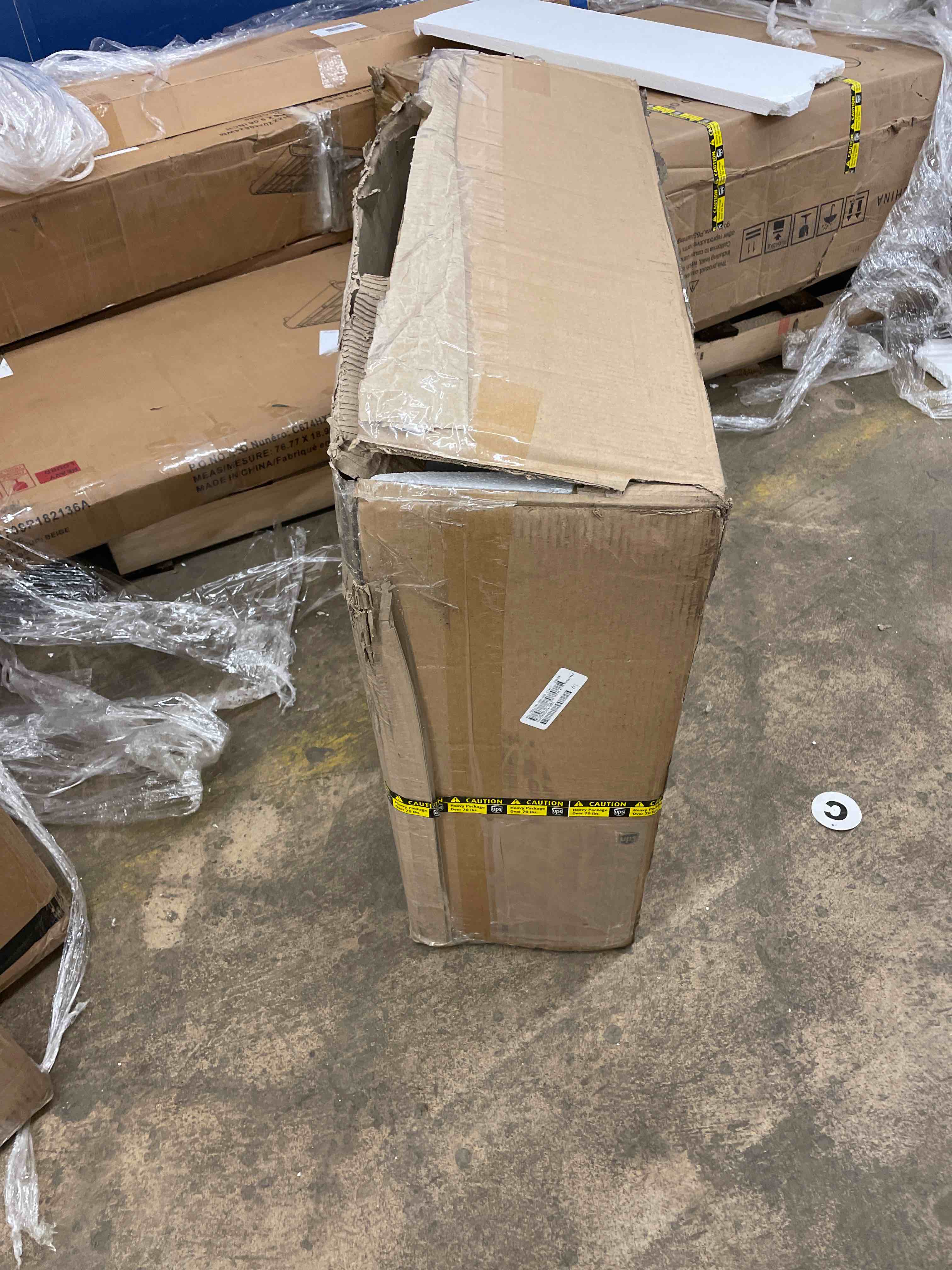 https://s3.amazonaws.com/lotting-images-prod/phillipi/GRA0396173_1737133246380.jpeg
