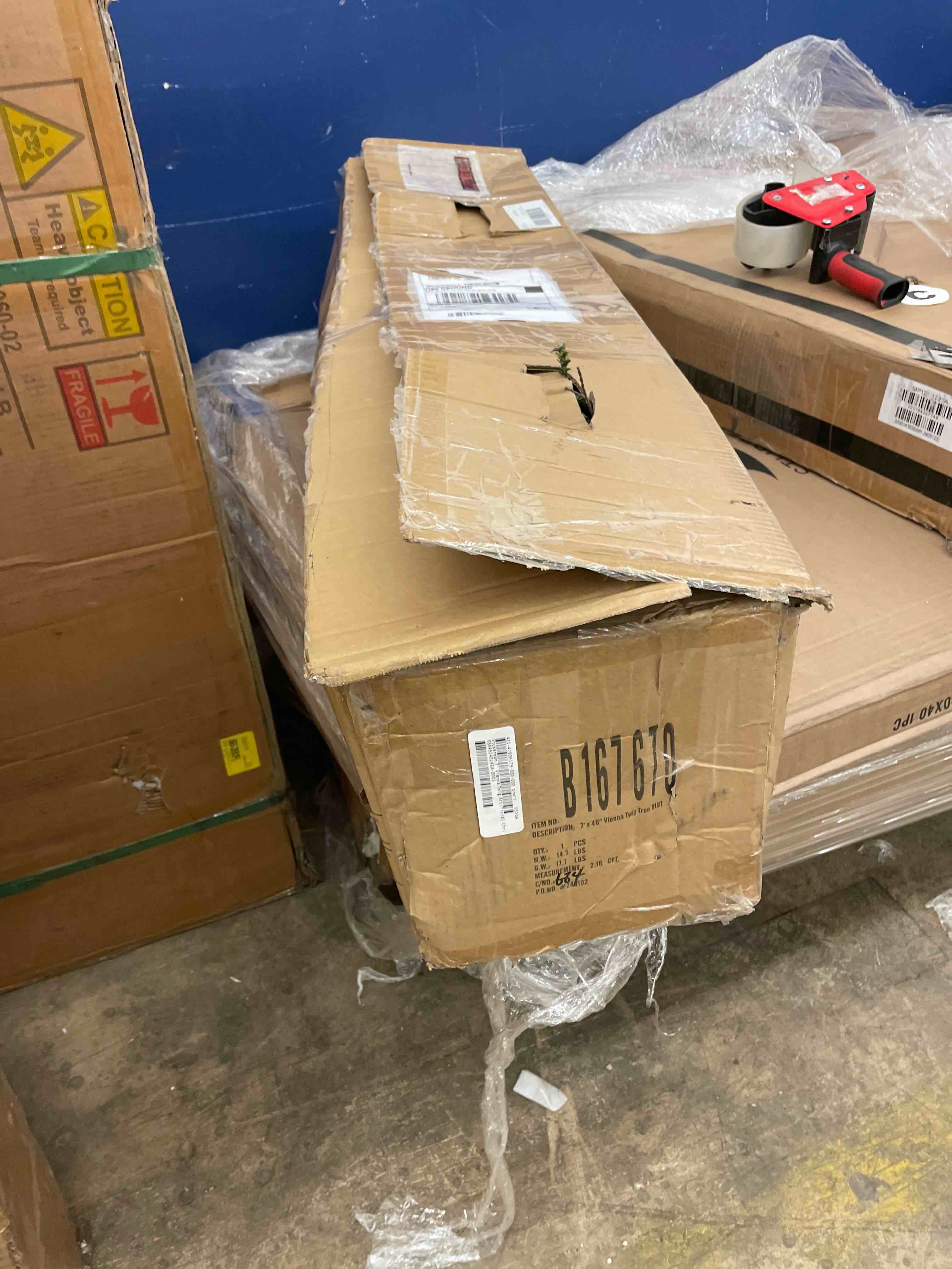 https://s3.amazonaws.com/lotting-images-prod/phillipi/GRA0396176_1737131337711.jpeg