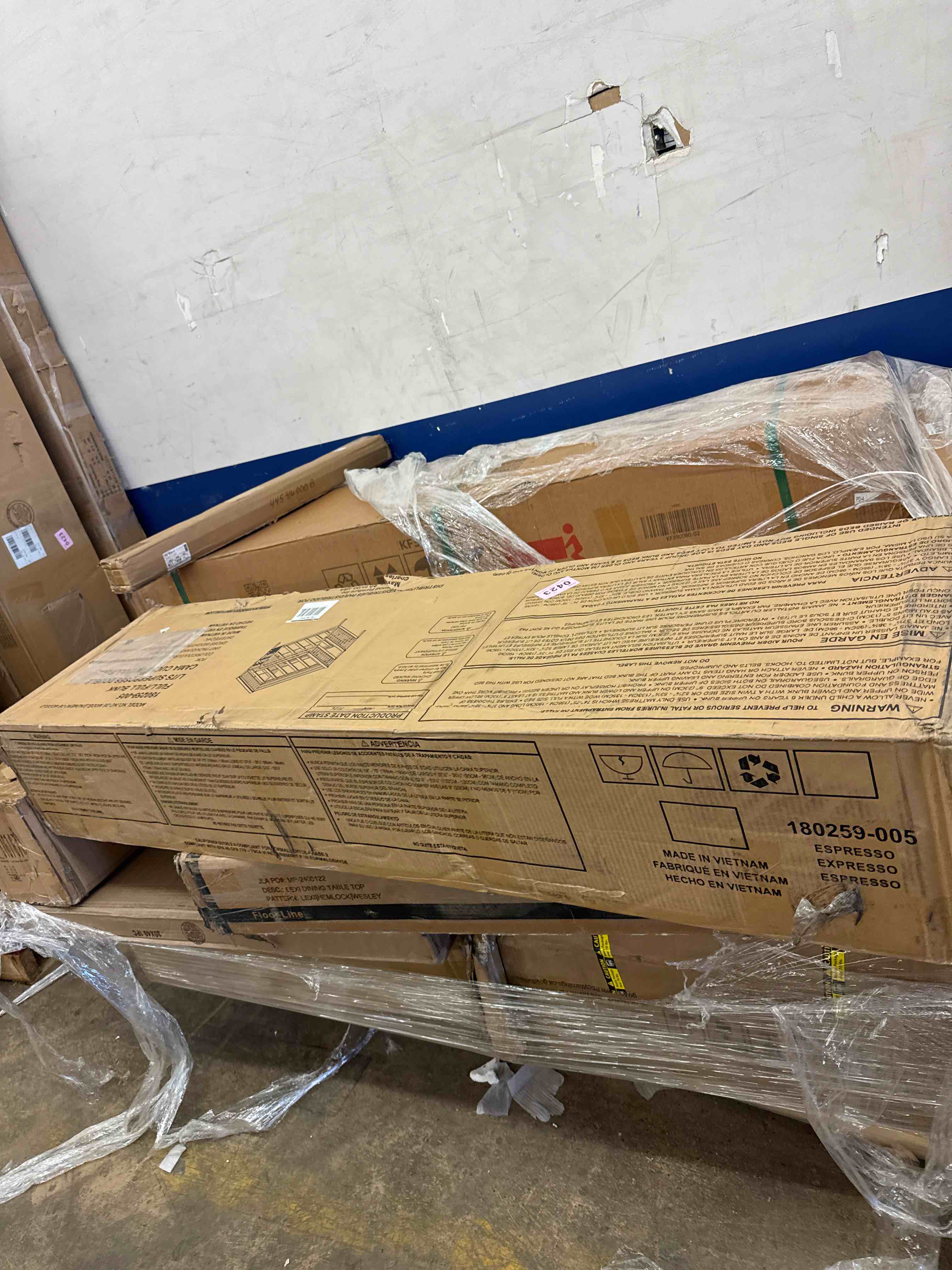 https://s3.amazonaws.com/lotting-images-prod/phillipi/GRA0396178_1737128904426.jpeg