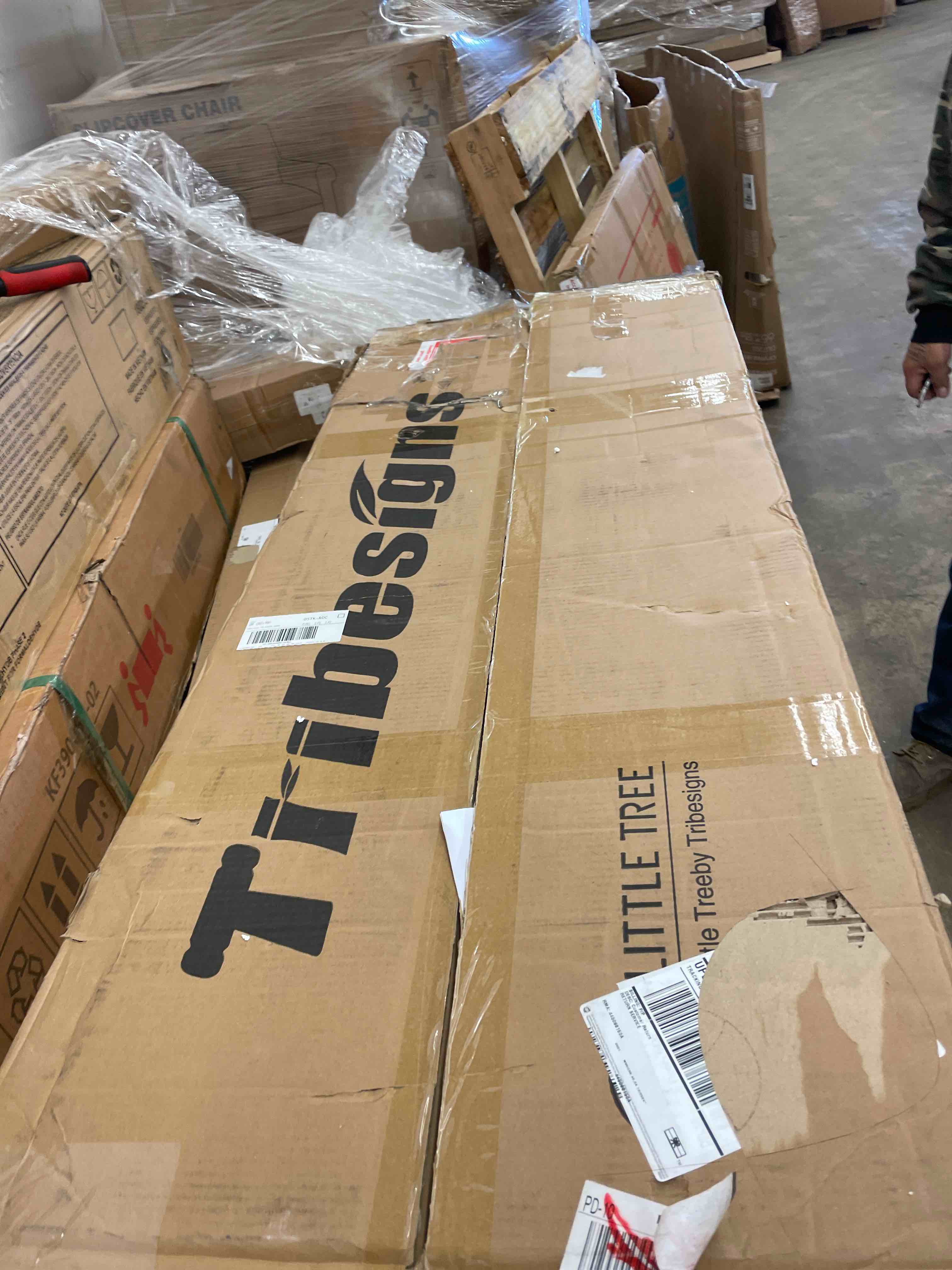 https://s3.amazonaws.com/lotting-images-prod/phillipi/GRA0396181_1737128069214.jpeg