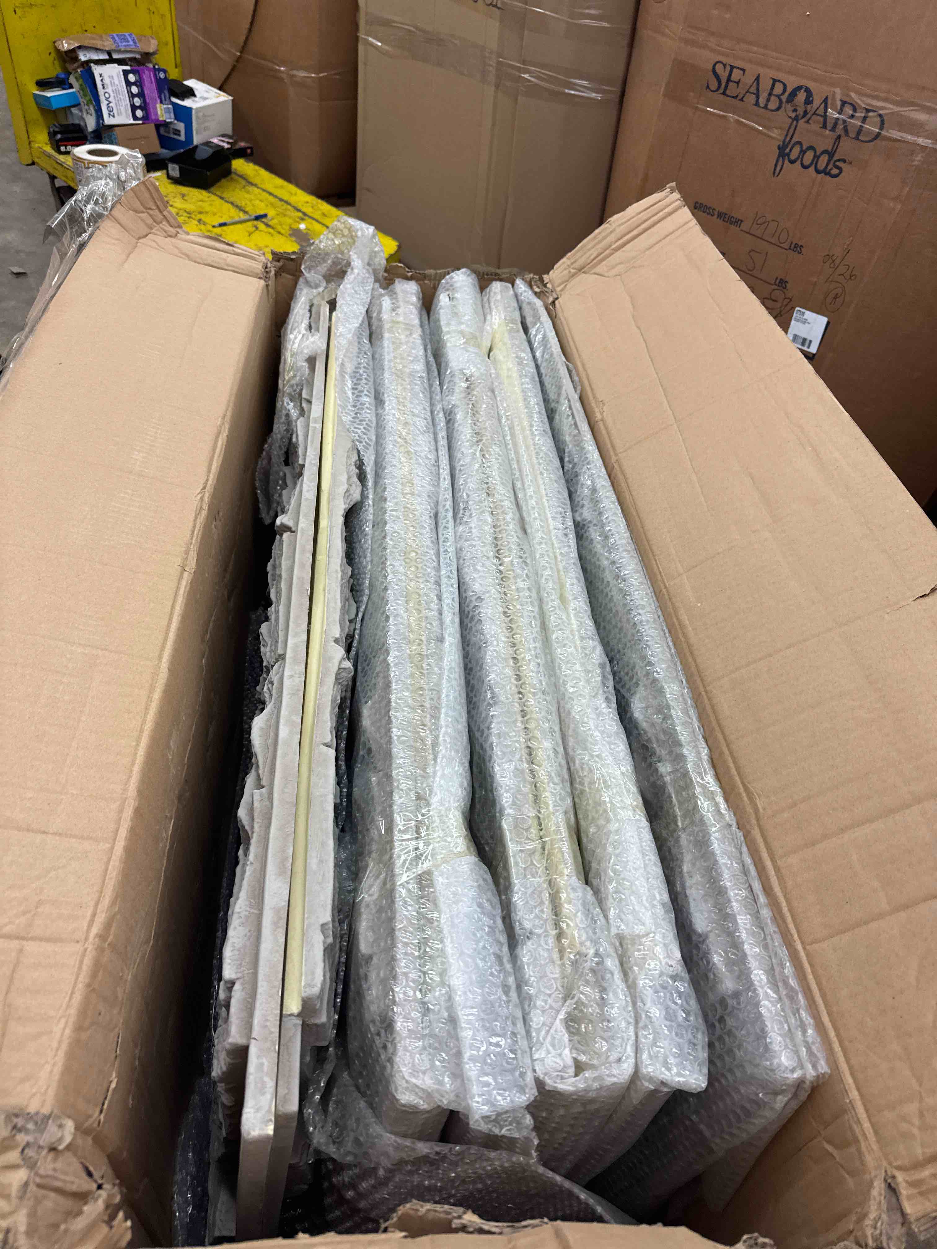 https://s3.amazonaws.com/lotting-images-prod/phillipi/GRA0396191_1737064483909.jpeg