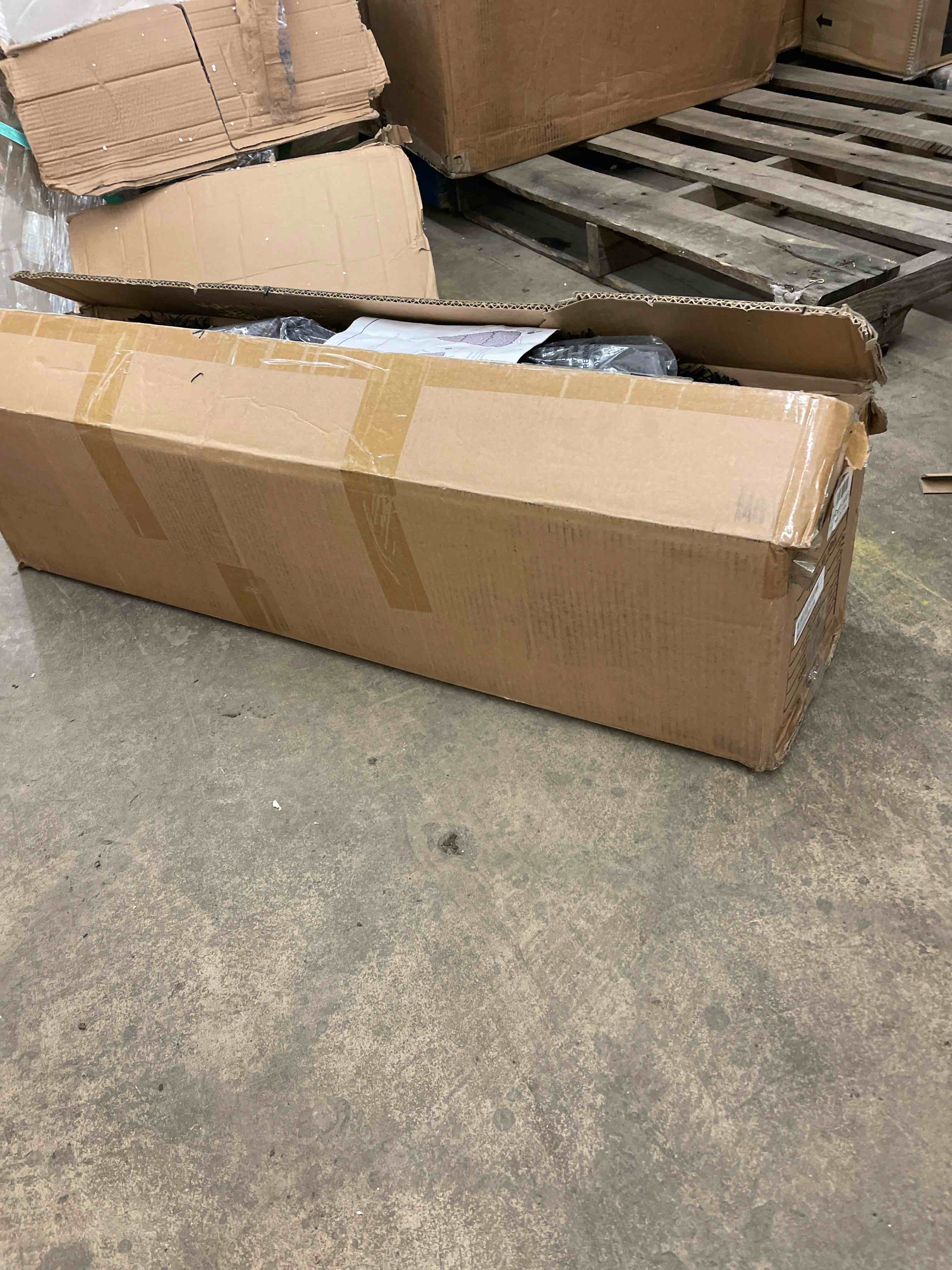 https://s3.amazonaws.com/lotting-images-prod/phillipi/GRA0396197_1737061825540.jpeg