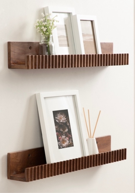 Kate and Laurel Furrow Ledge Shelf Set.