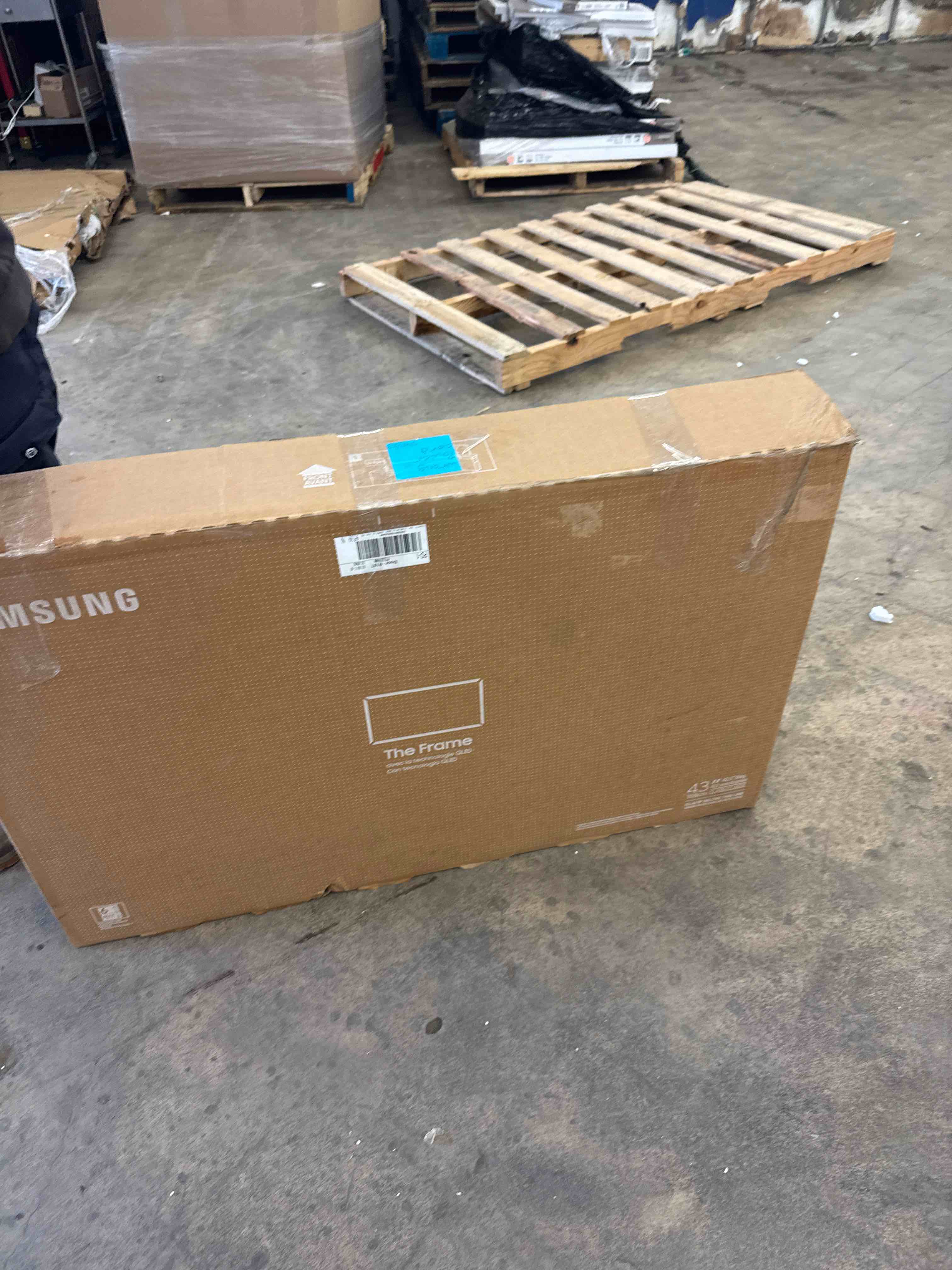 https://s3.amazonaws.com/lotting-images-prod/phillipi/GRA0396619_1735660198861.jpeg