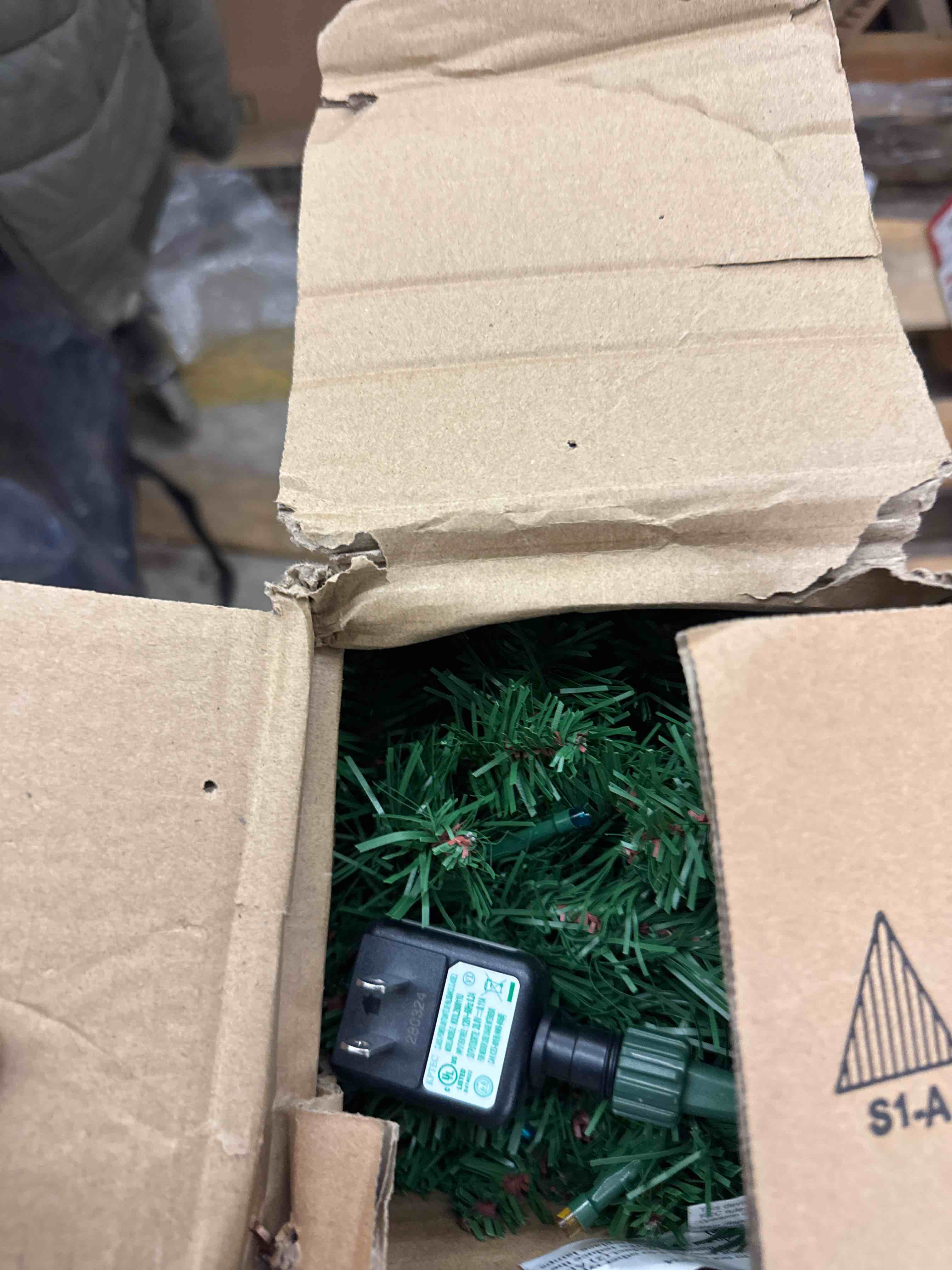 https://s3.amazonaws.com/lotting-images-prod/phillipi/GRA0396698_1735240894599.jpeg