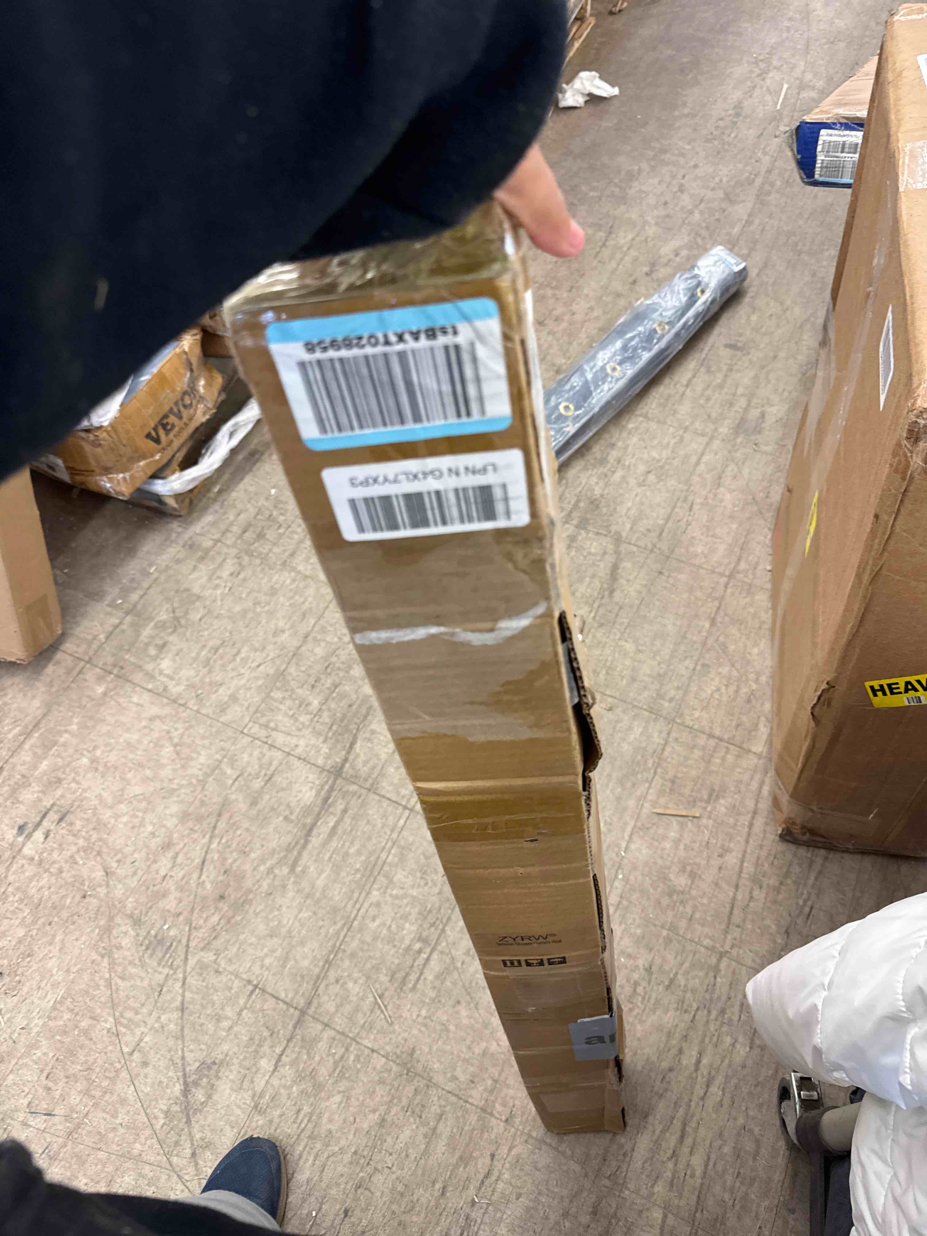 https://s3.amazonaws.com/lotting-images-prod/phillipi/GRA0397435_1733159527062.jpeg