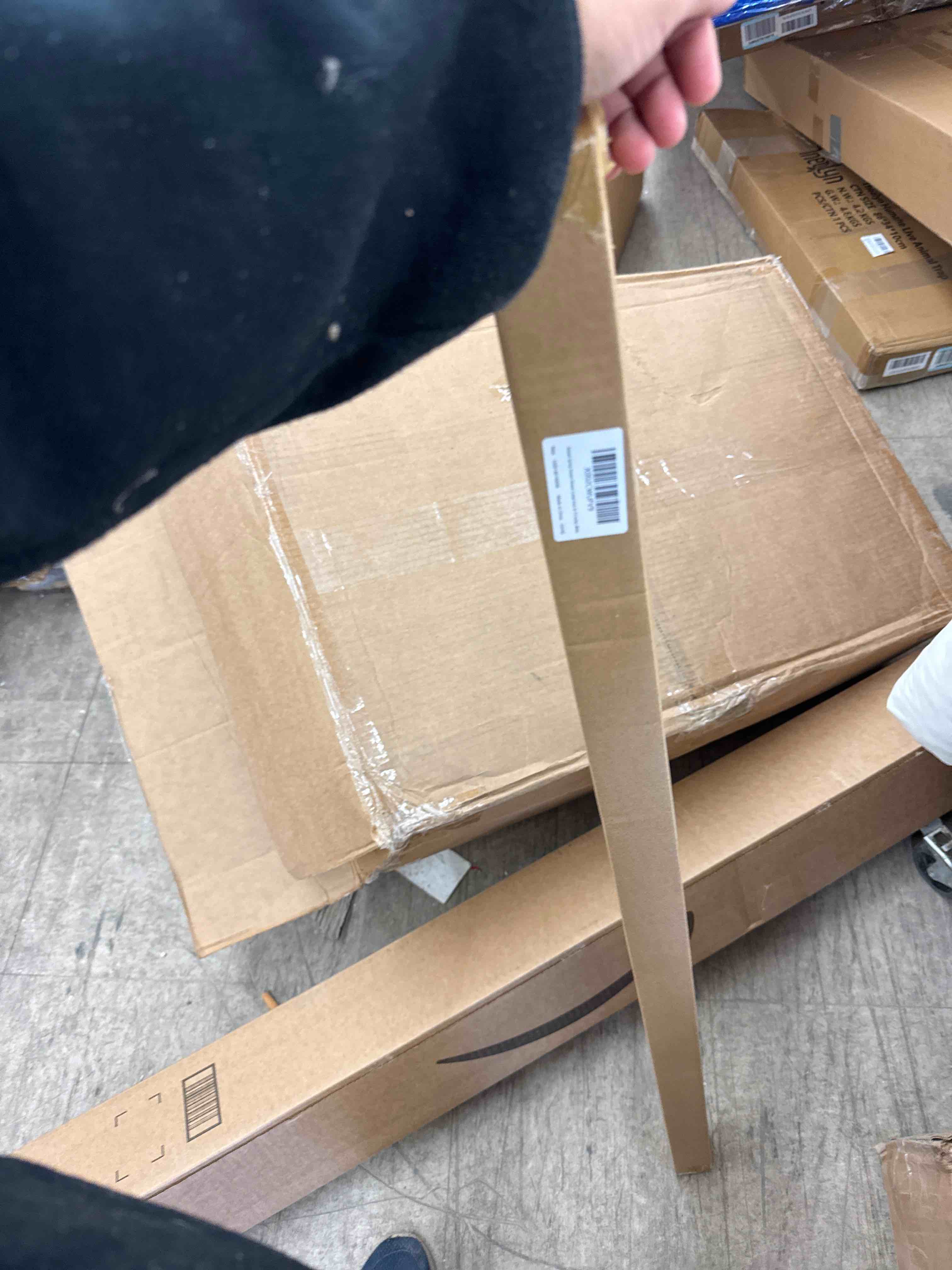 https://s3.amazonaws.com/lotting-images-prod/phillipi/GRA0397438_1733159083433.jpeg