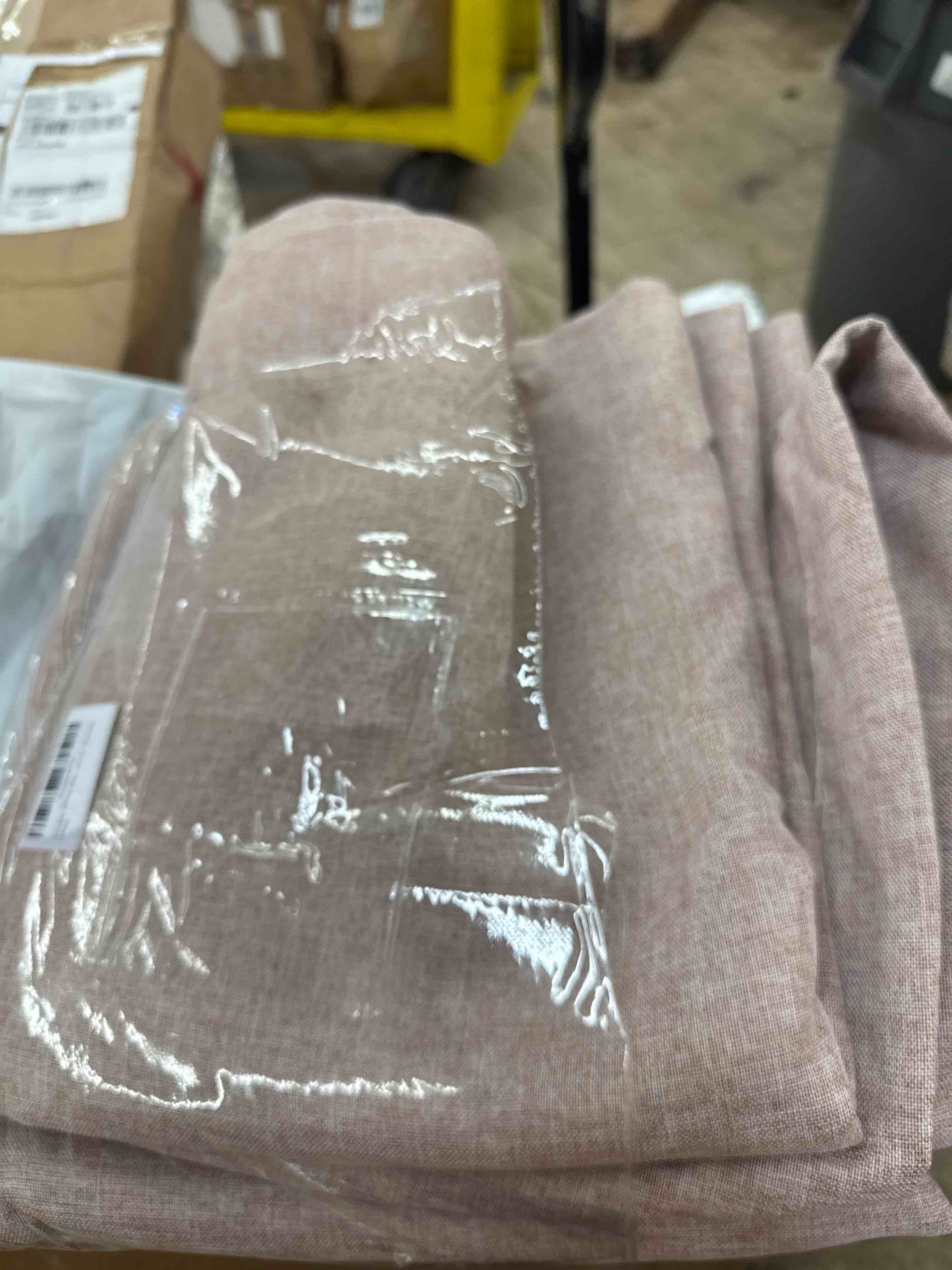 https://s3.amazonaws.com/lotting-images-prod/phillipi/GRA0397452_1732652986228.jpeg