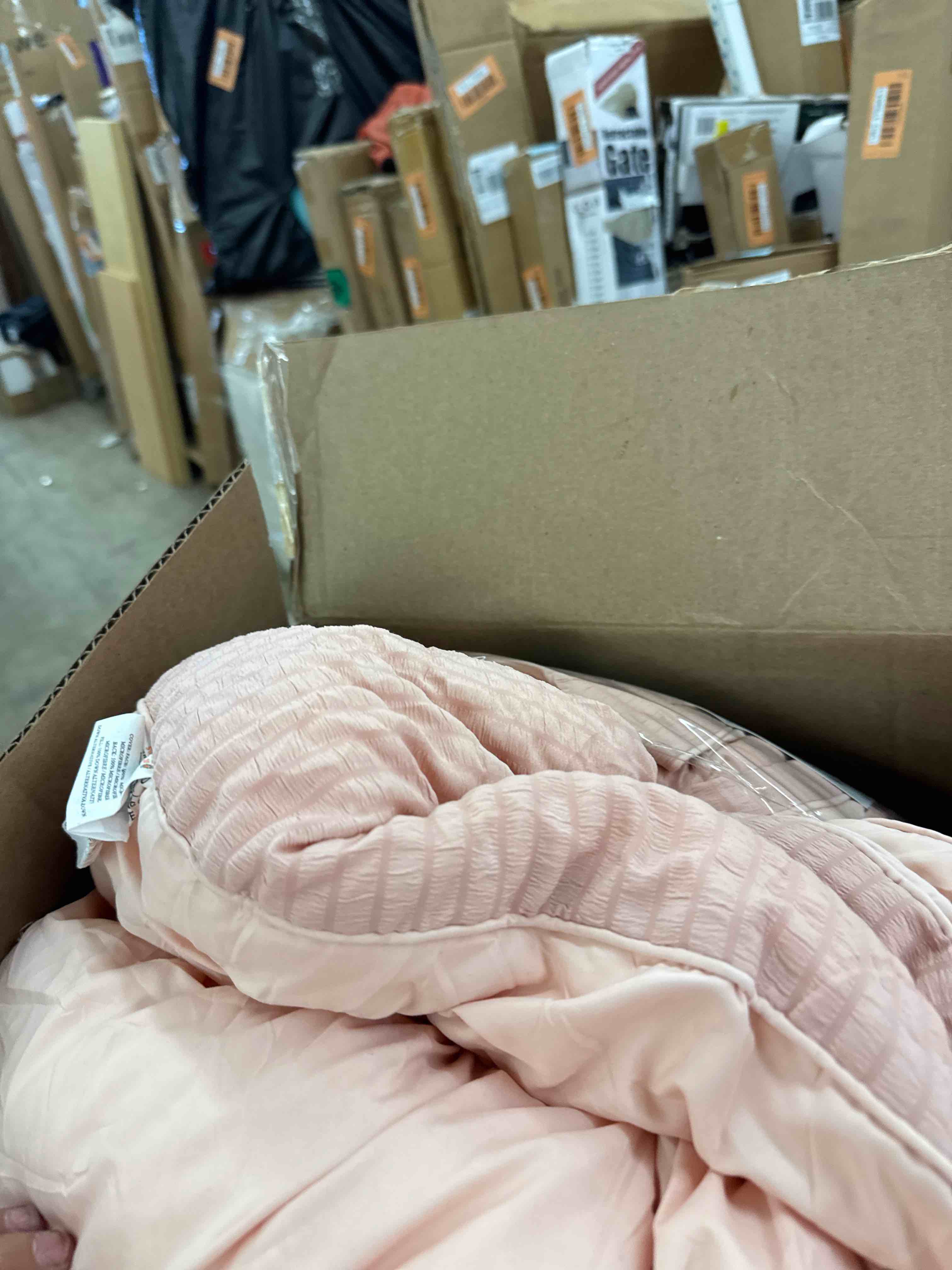 https://s3.amazonaws.com/lotting-images-prod/phillipi/GRA0397461_1732651693084.jpeg