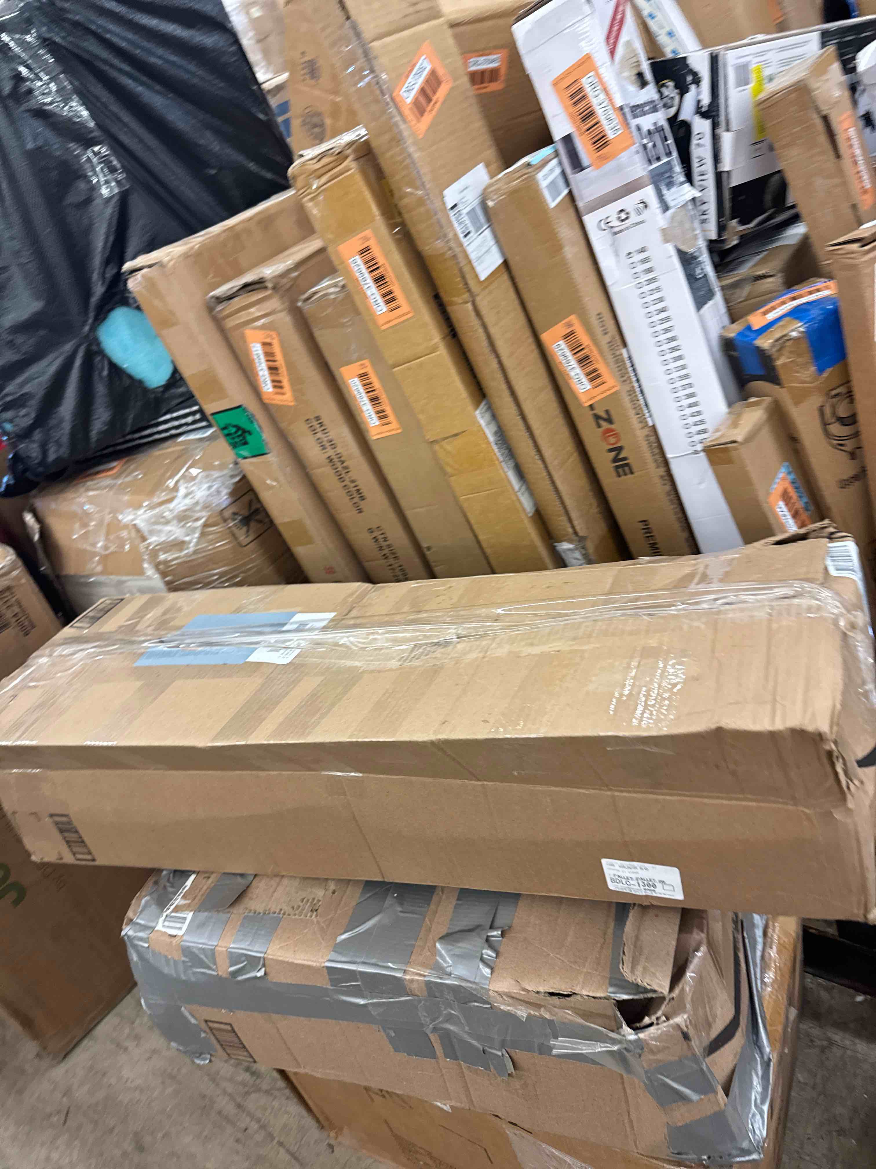 https://s3.amazonaws.com/lotting-images-prod/phillipi/GRA0397484_1732647245368.jpeg