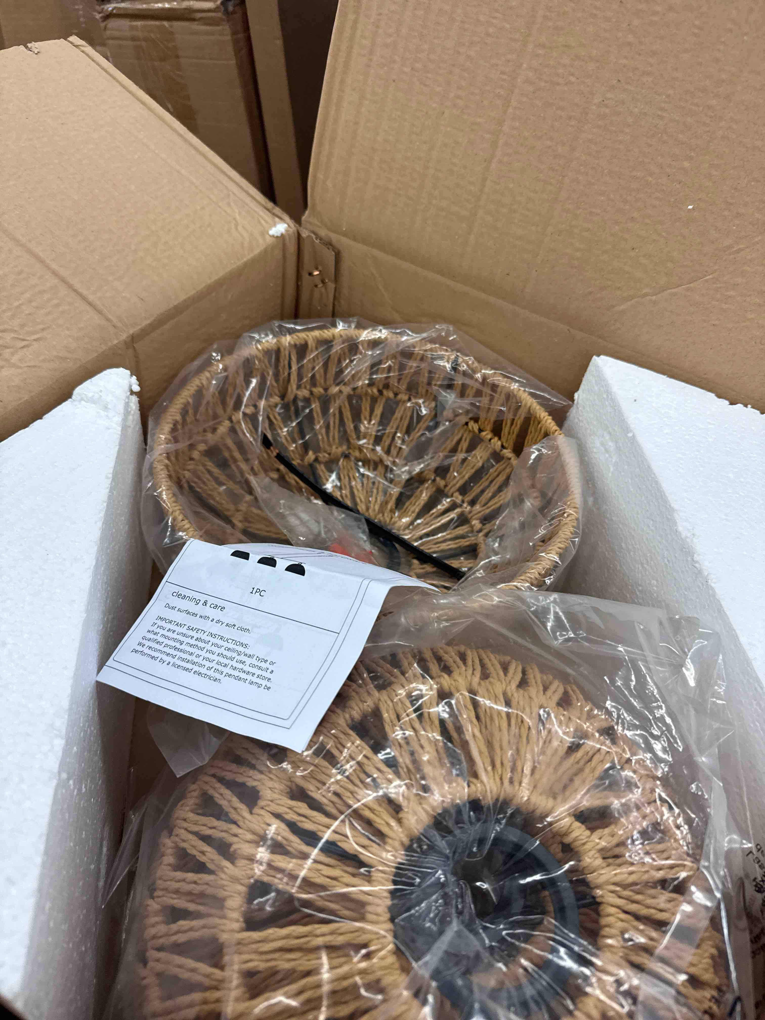https://s3.amazonaws.com/lotting-images-prod/phillipi/GRA0397523_1732640841796.jpeg