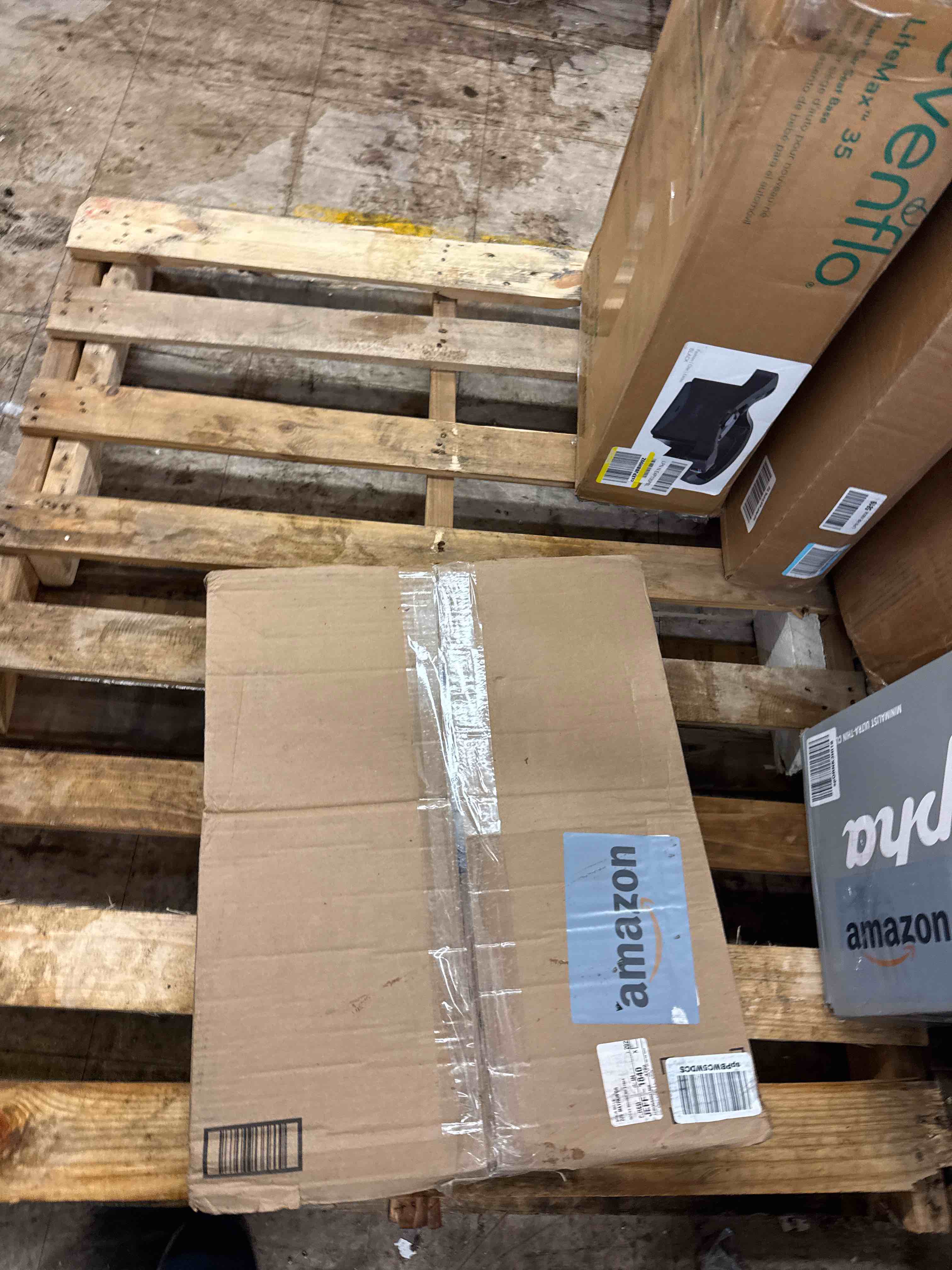 https://s3.amazonaws.com/lotting-images-prod/phillipi/GRA0397852_1731350184615.jpeg