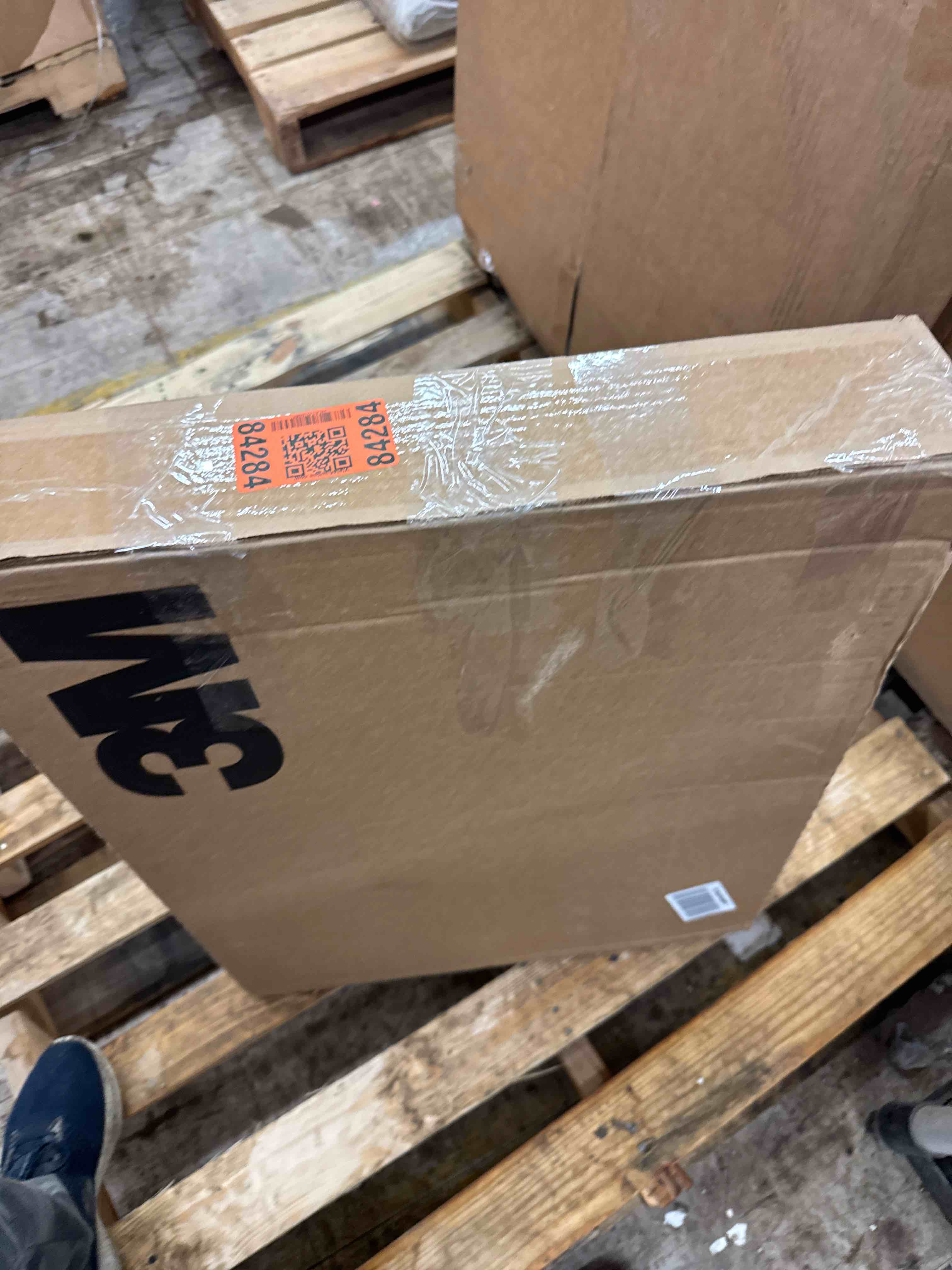 https://s3.amazonaws.com/lotting-images-prod/phillipi/GRA0397857_1731349530890.jpeg