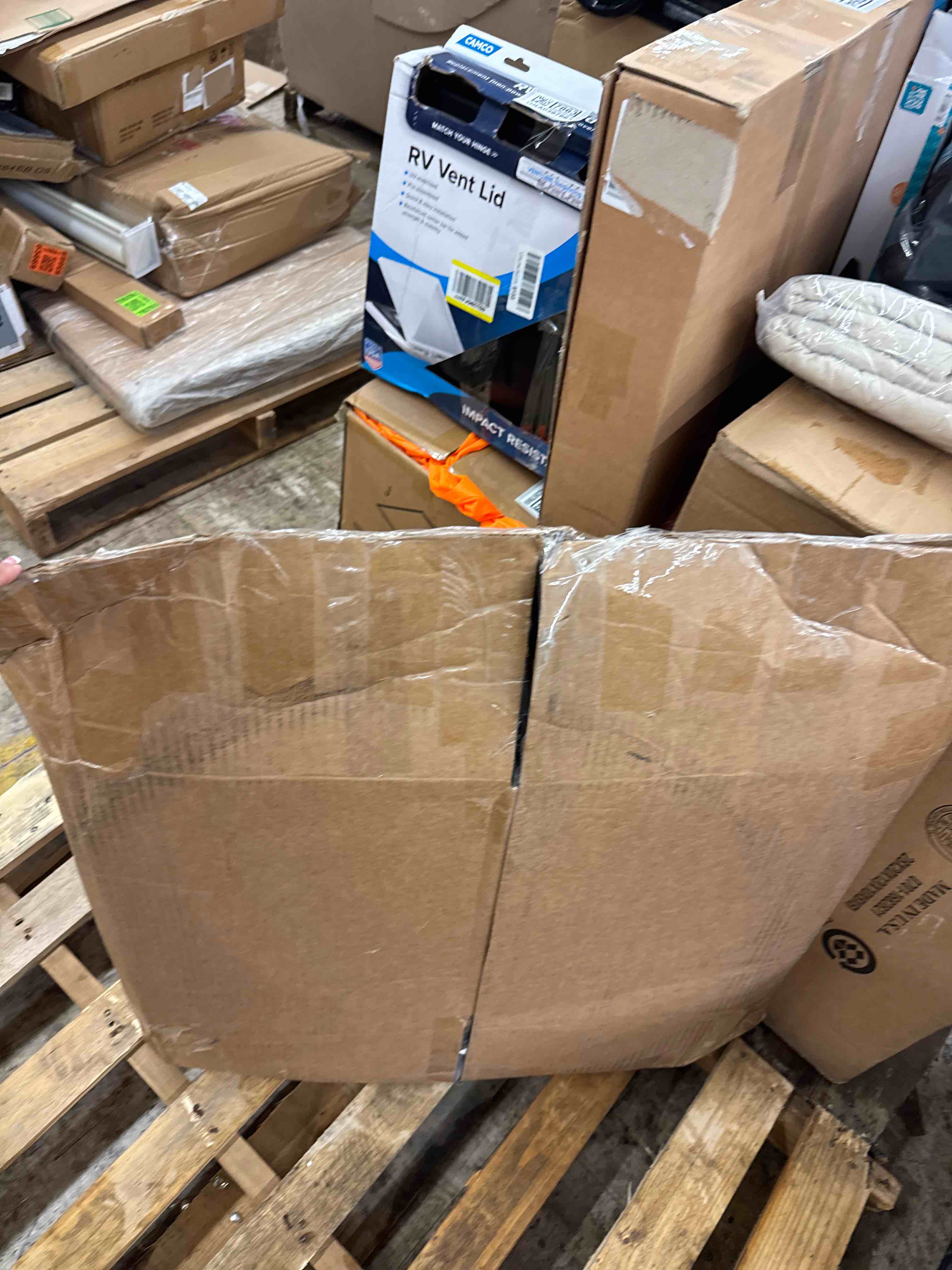 https://s3.amazonaws.com/lotting-images-prod/phillipi/GRA0397859_1731349250973.jpeg
